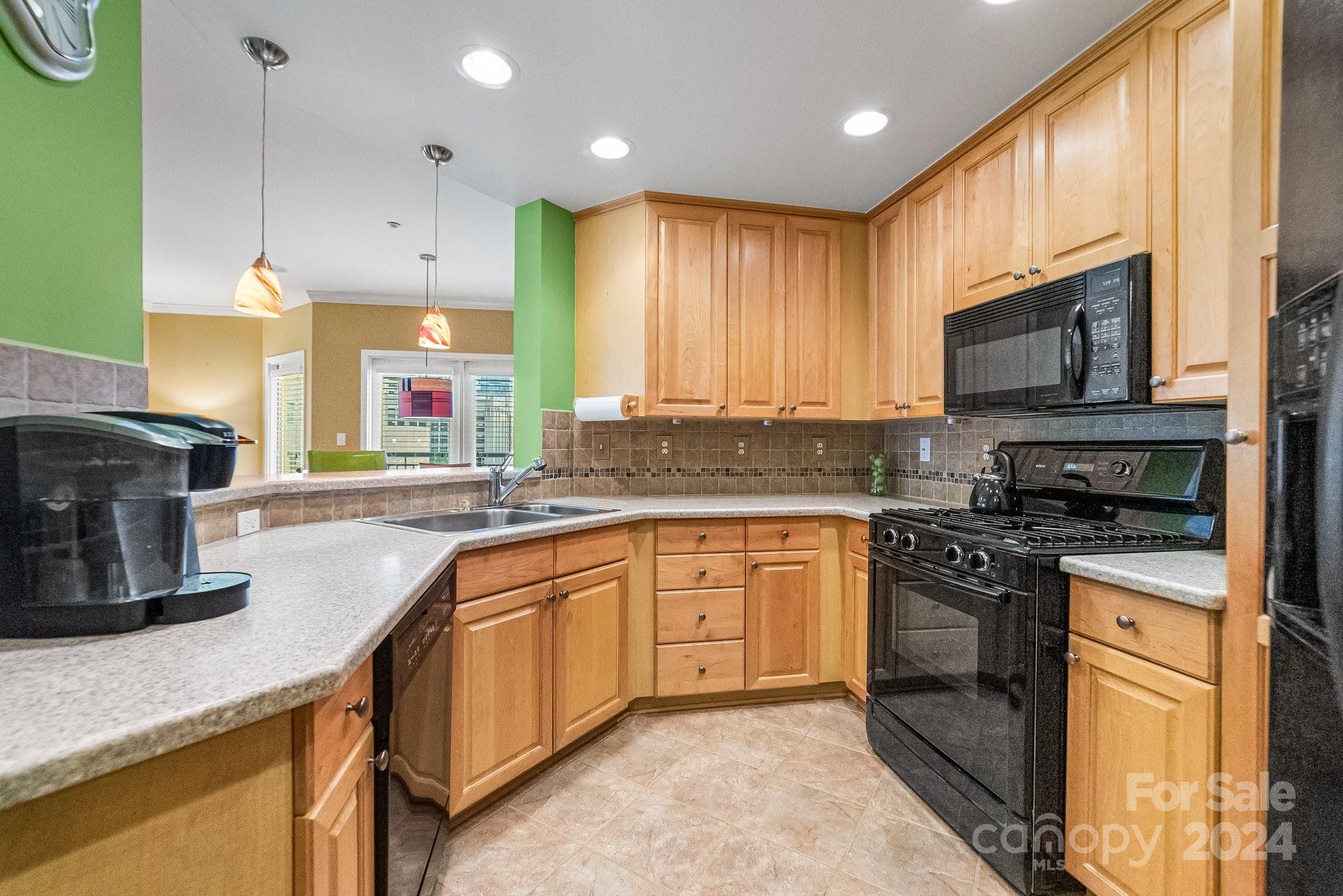 401 N Church Street Unit: 503
