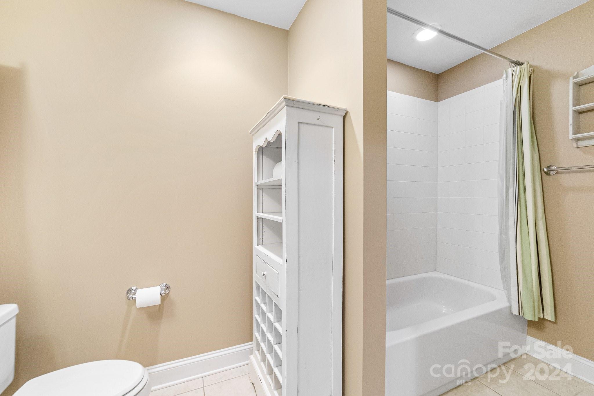 401 N Church Street Unit: 503