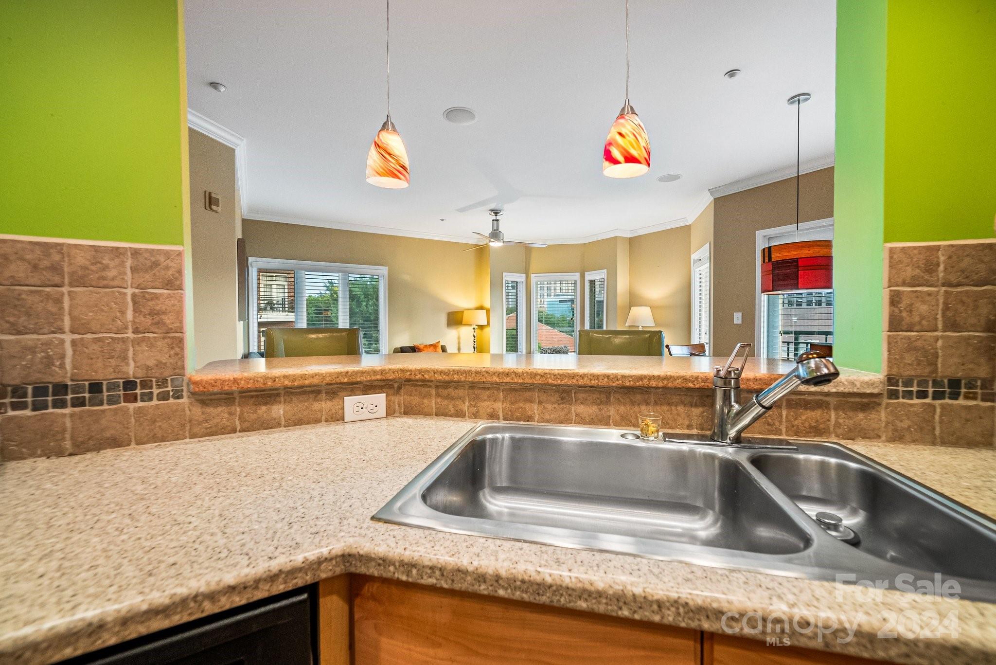 401 N Church Street Unit: 503