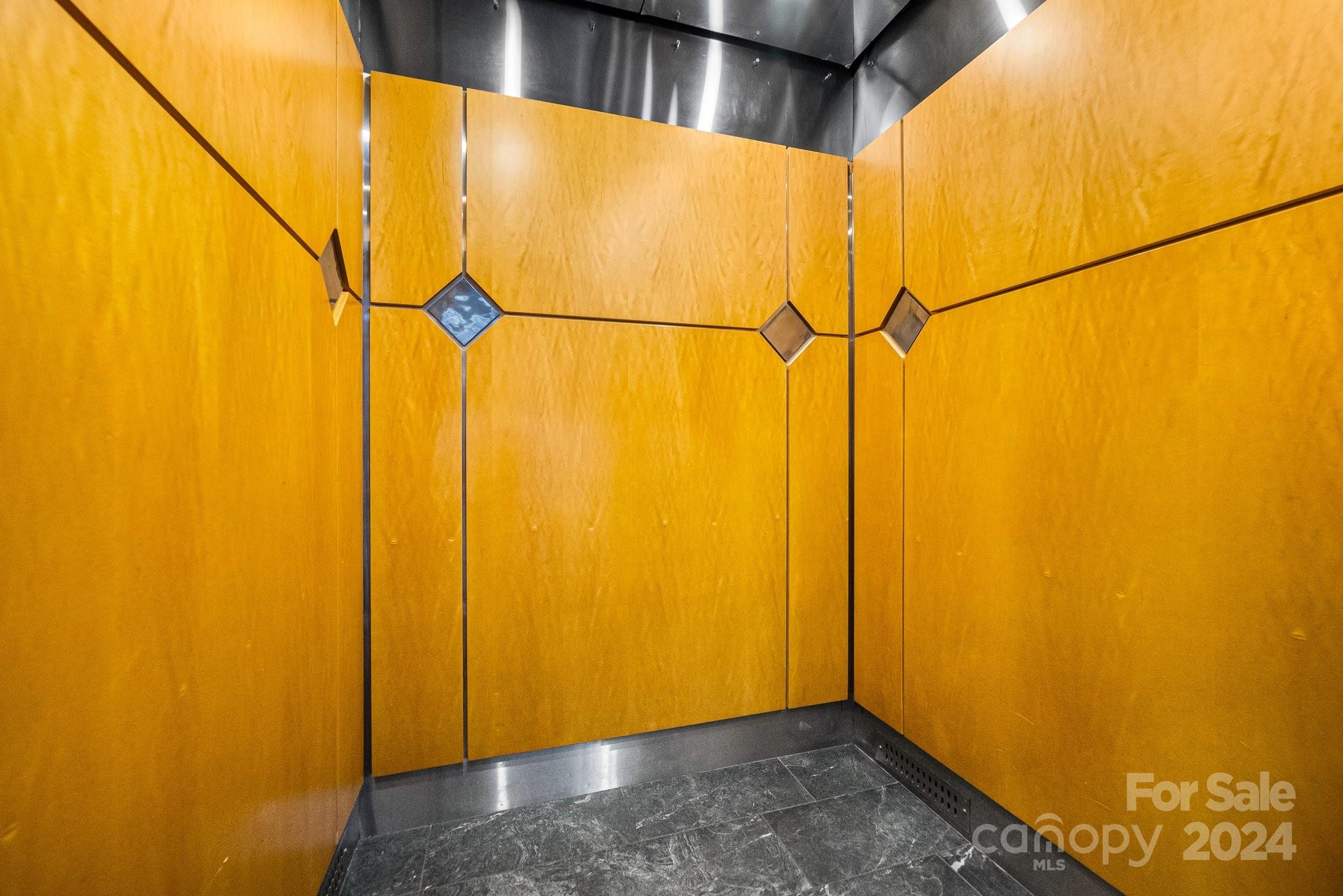 401 N Church Street Unit: 503