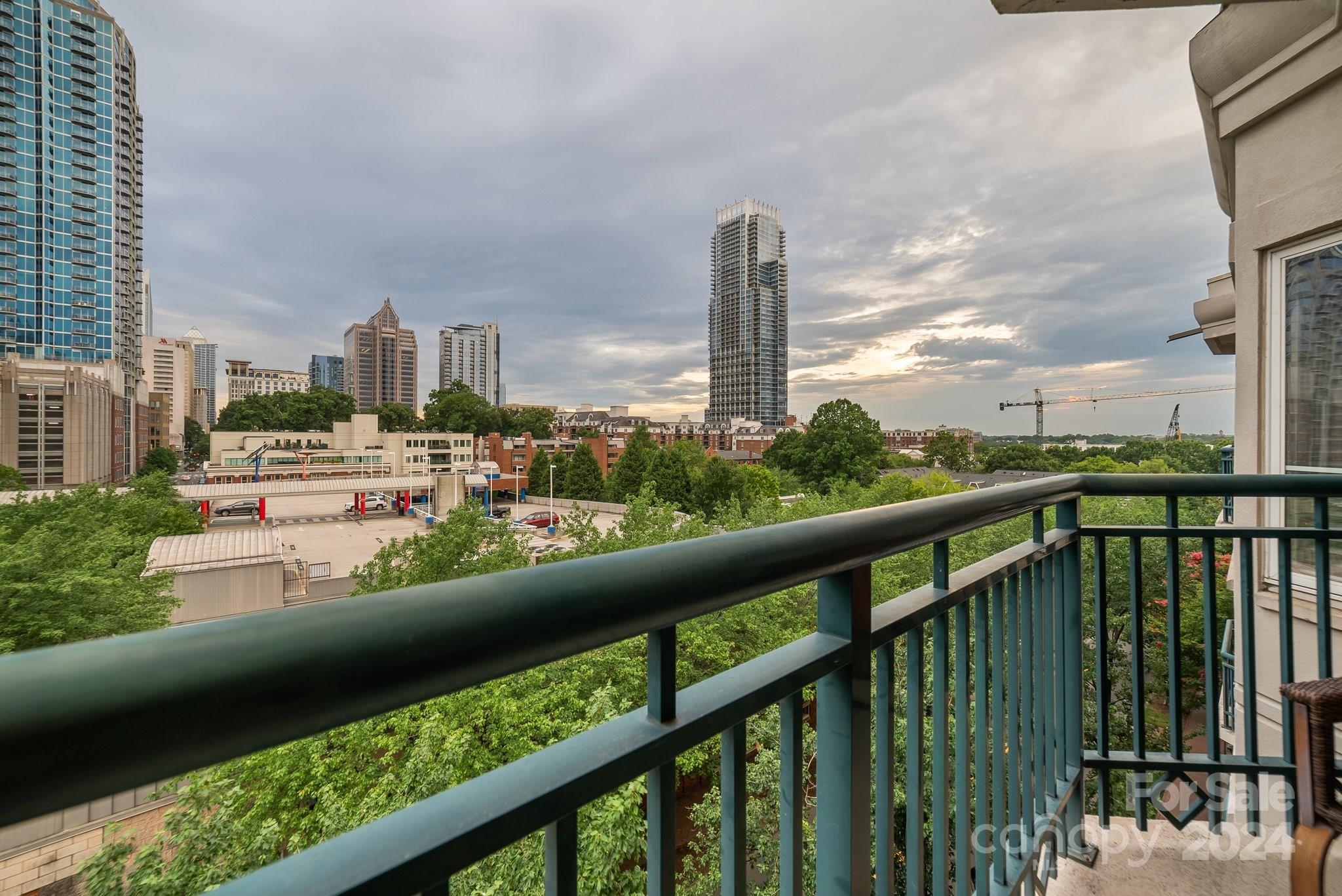 401 N Church Street Unit: 503