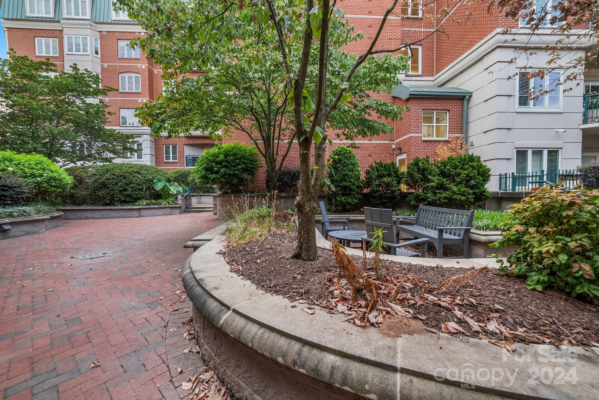 401 N Church Street Unit: 503