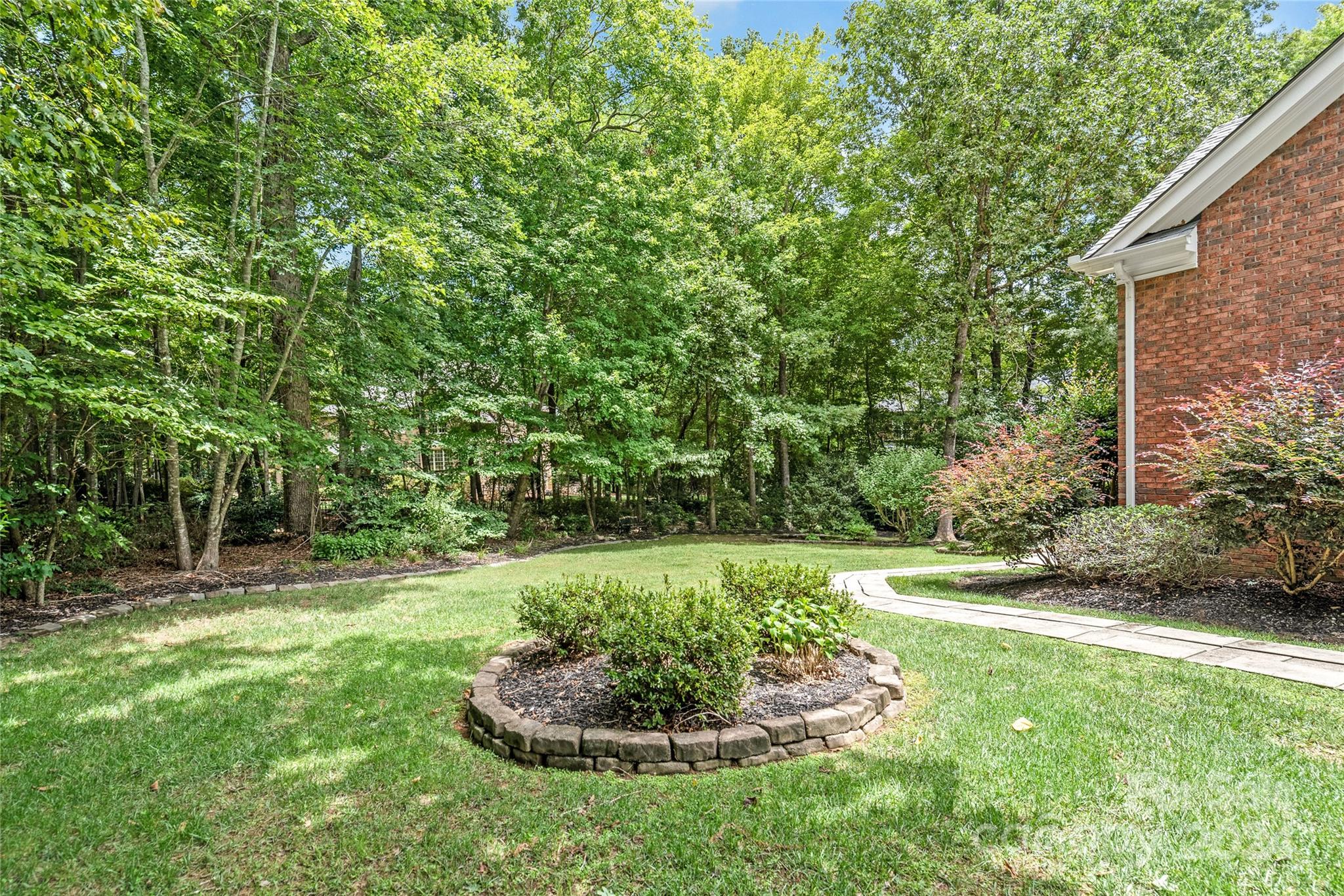 1149 Waynewood Drive