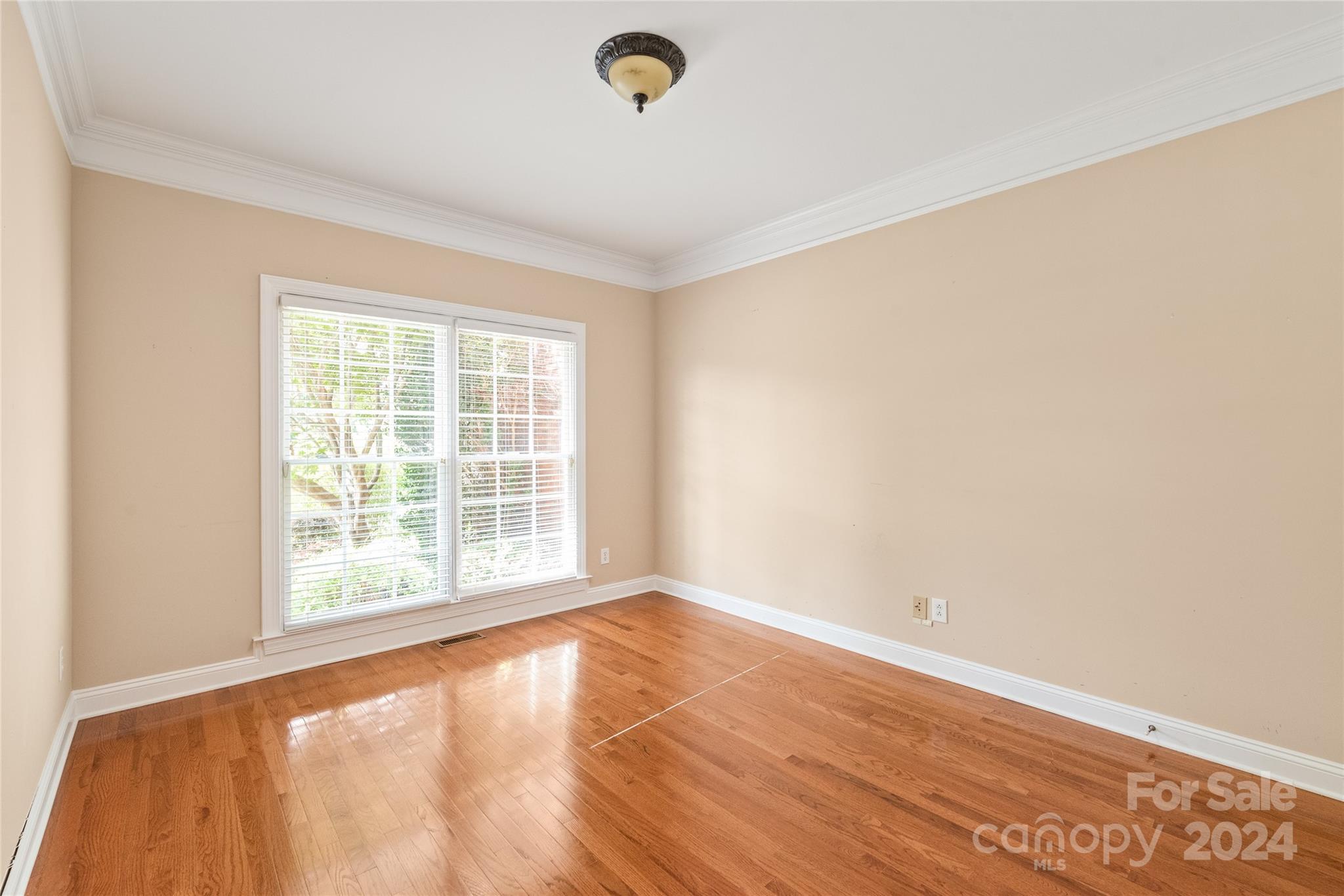 1149 Waynewood Drive