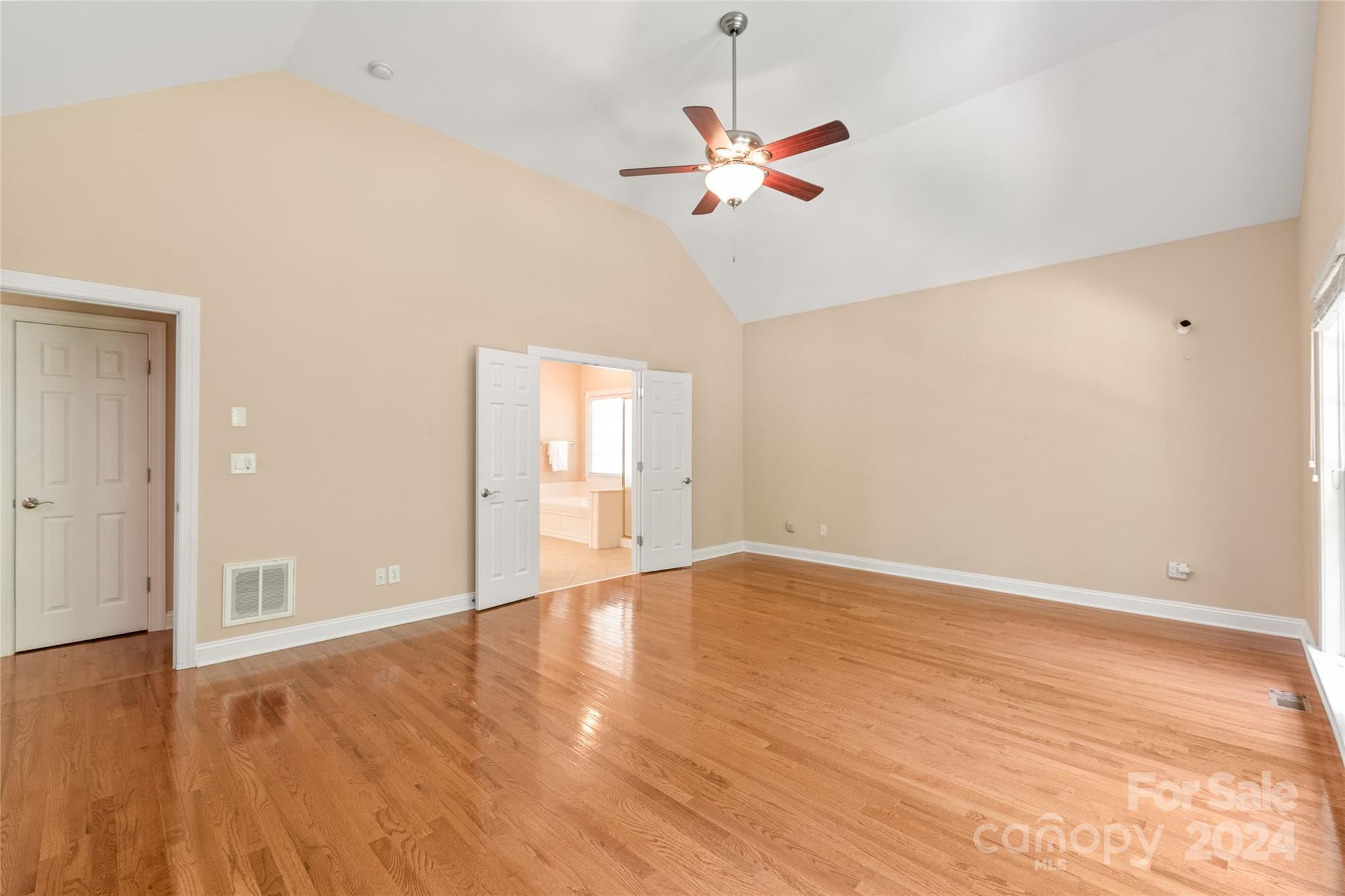 1149 Waynewood Drive