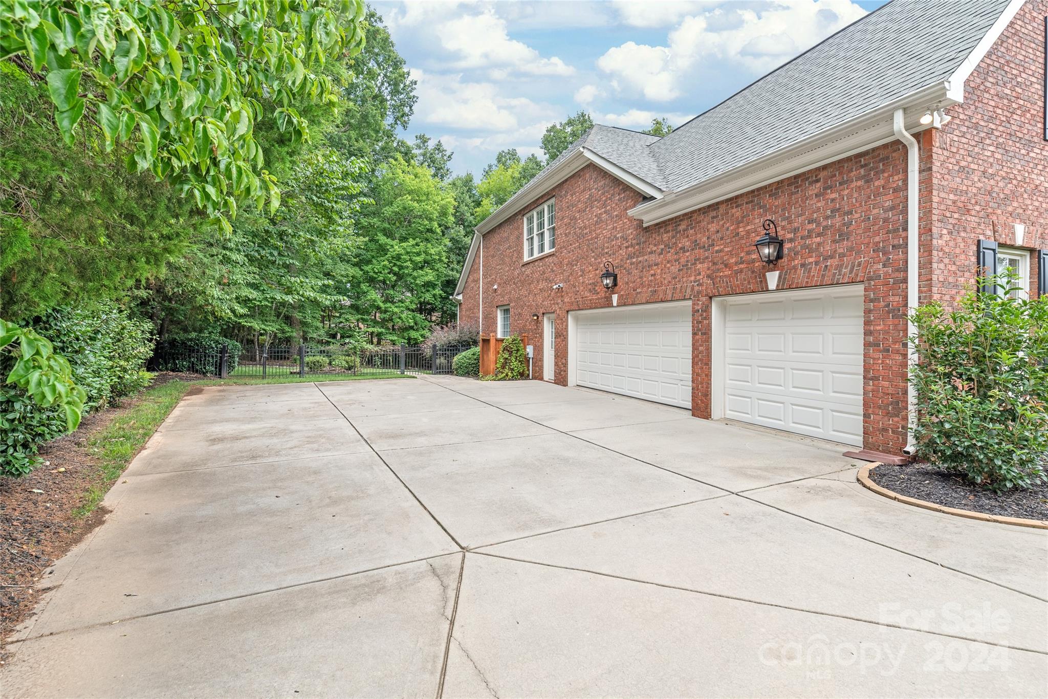 1149 Waynewood Drive