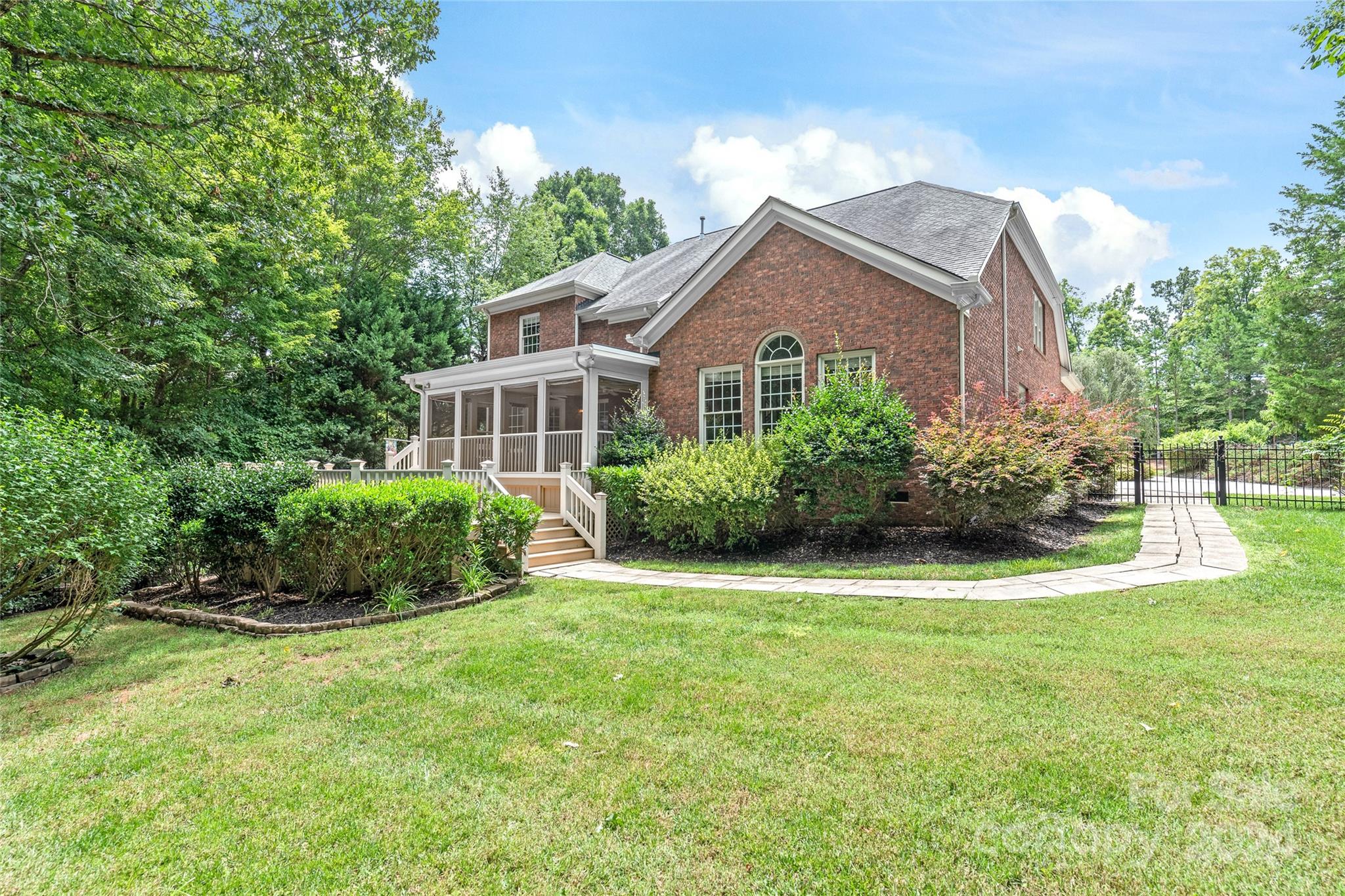 1149 Waynewood Drive