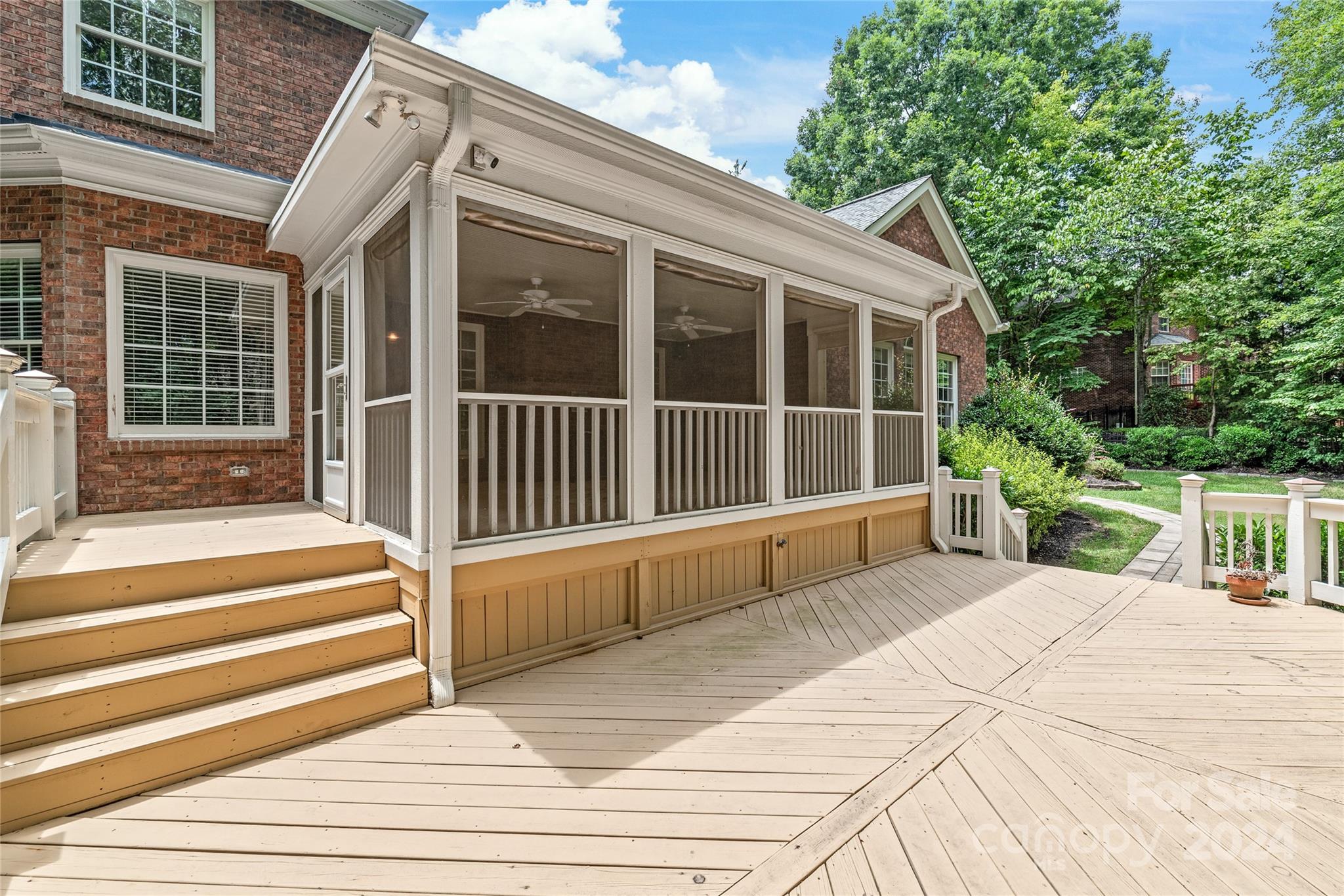 1149 Waynewood Drive