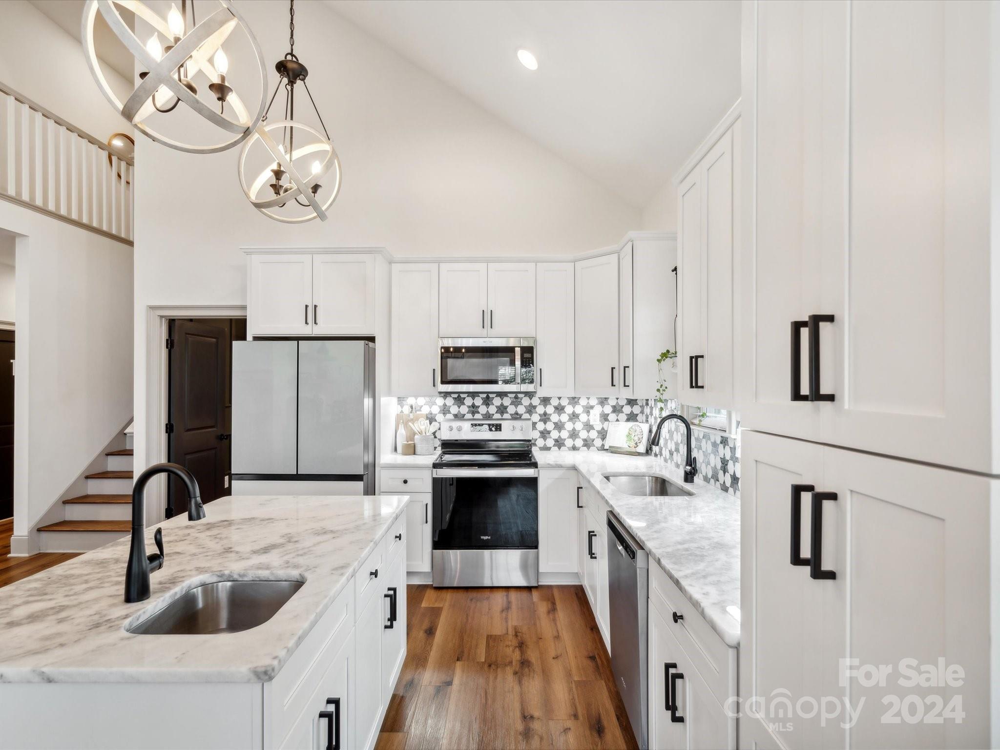 246 E Rambo Road