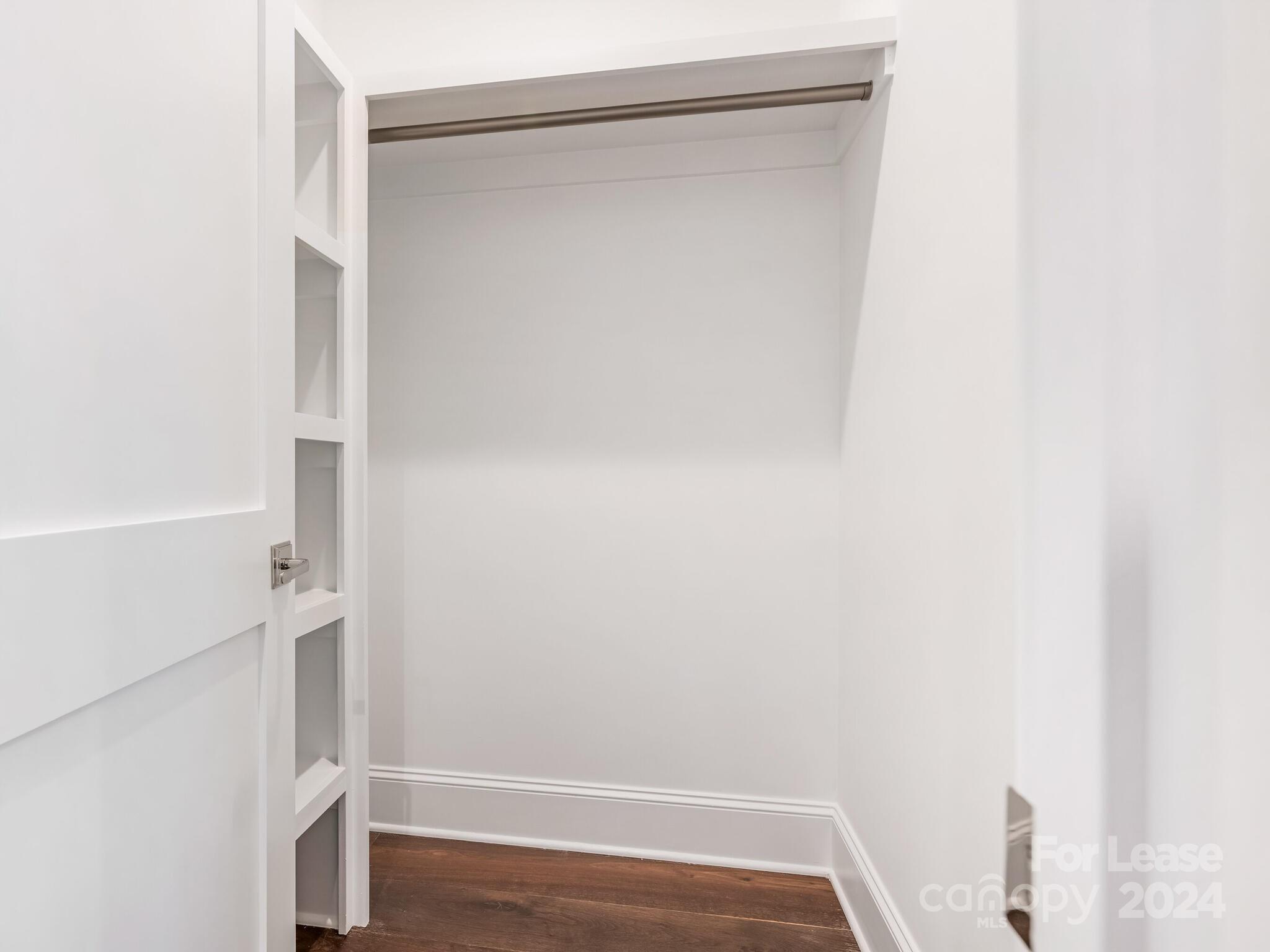 4135 Selwyn Walk Court