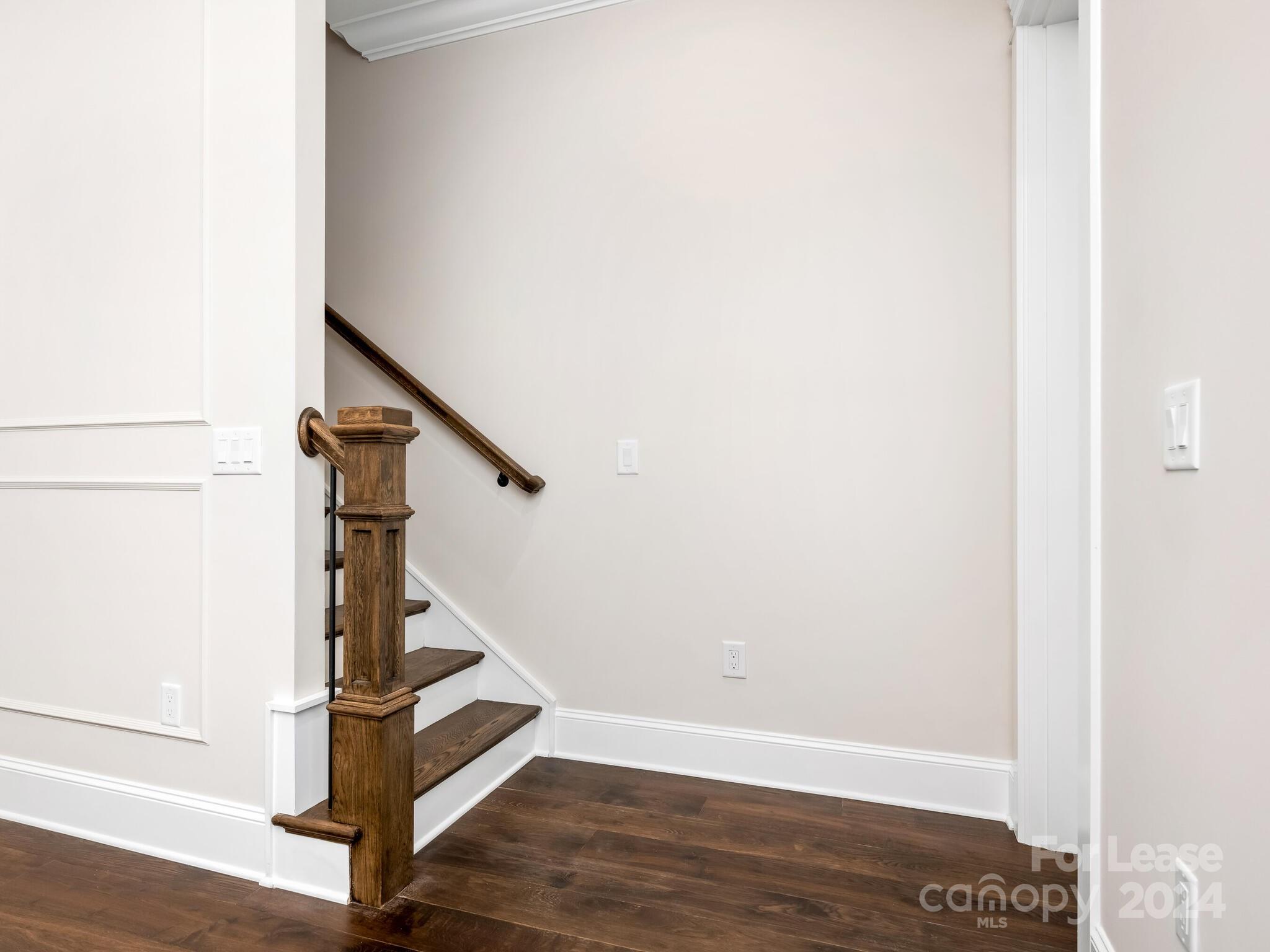 4135 Selwyn Walk Court