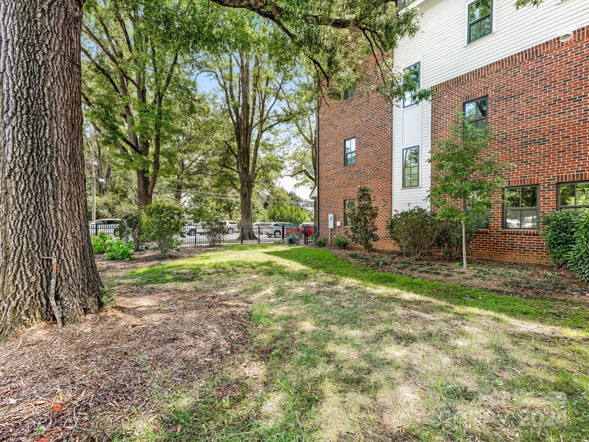 4135 Selwyn Walk Court