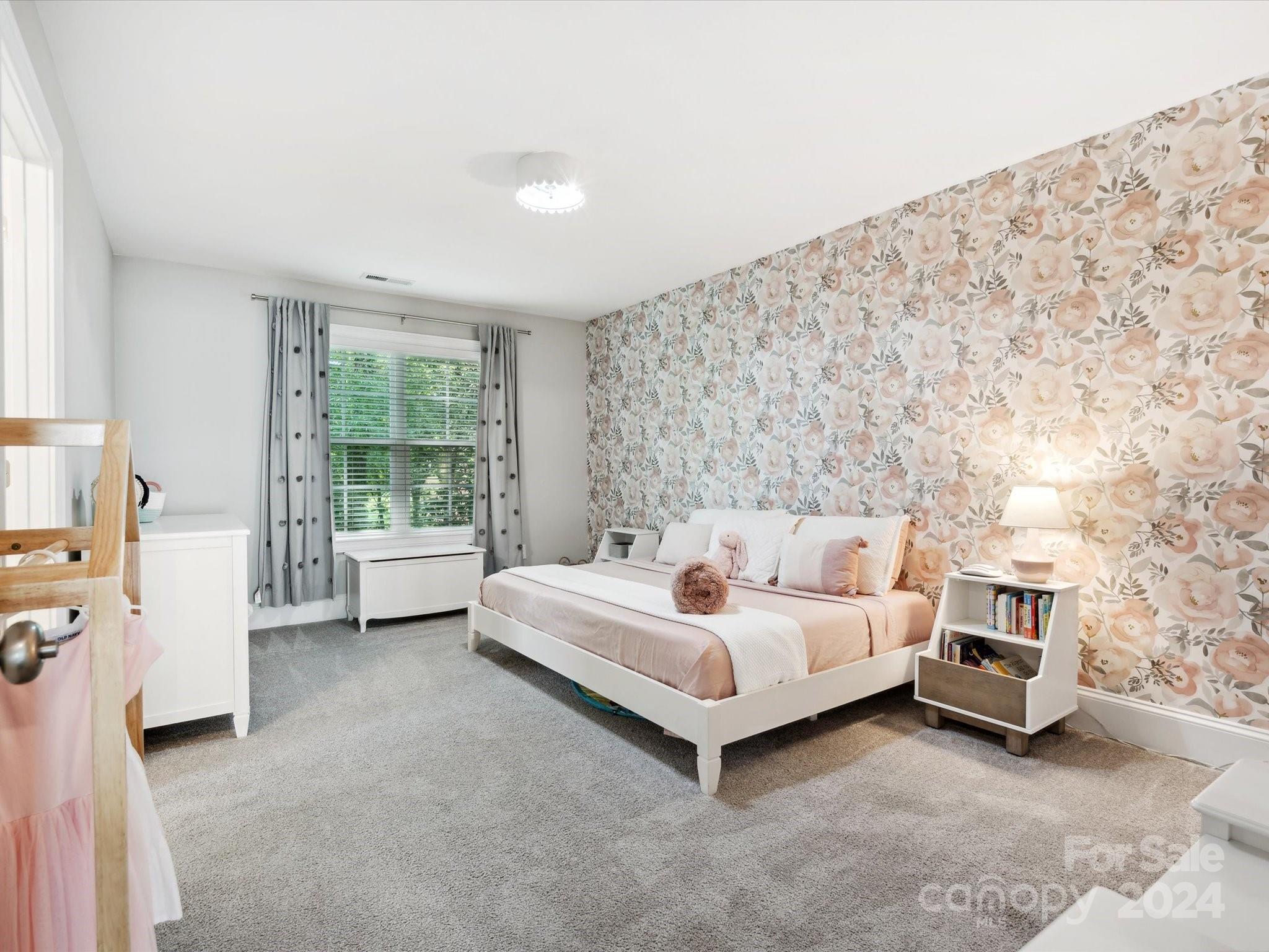 6931 Providence Lane W