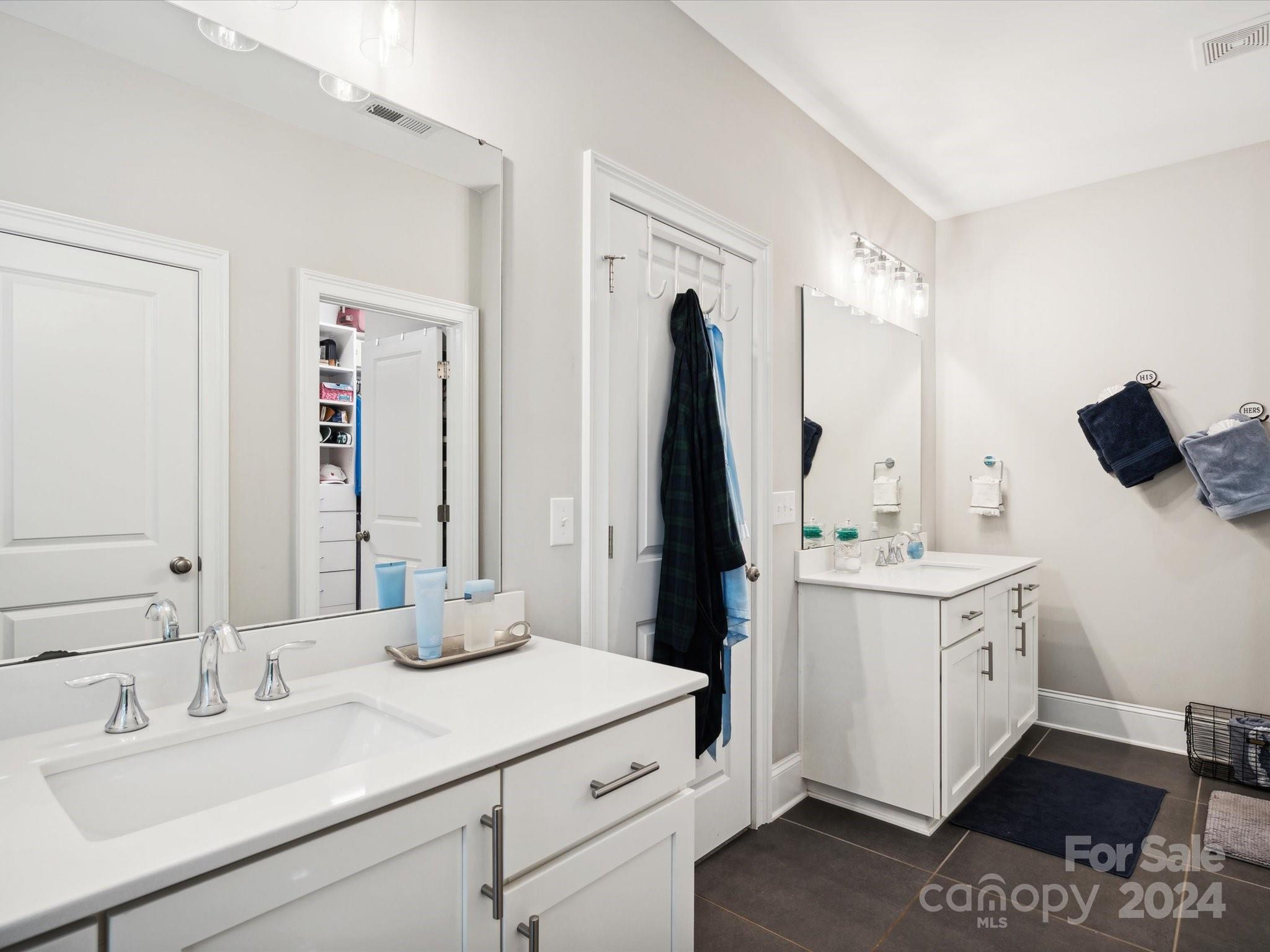 6931 Providence Lane W