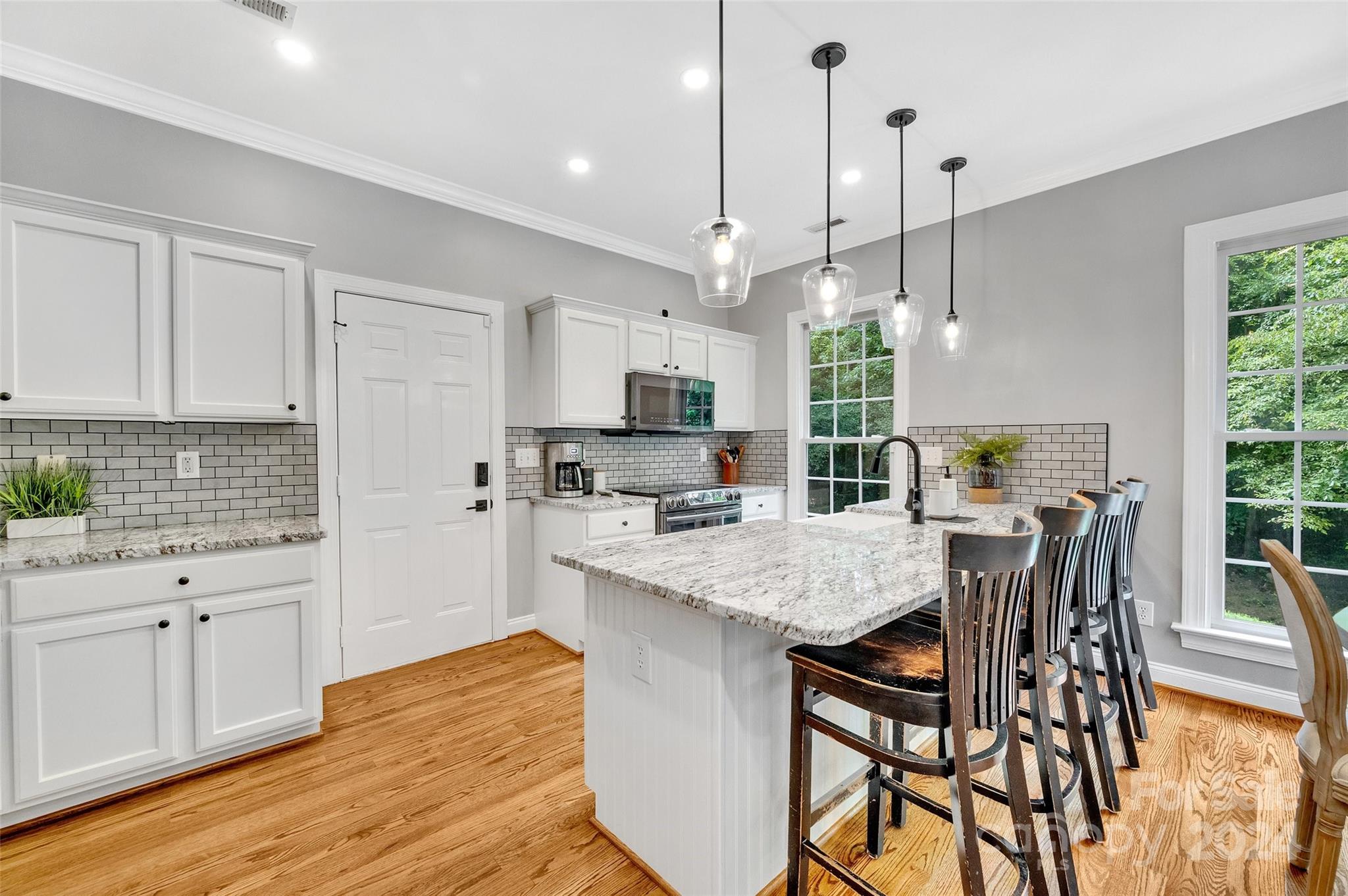 7815 Hollow Oaks Lane