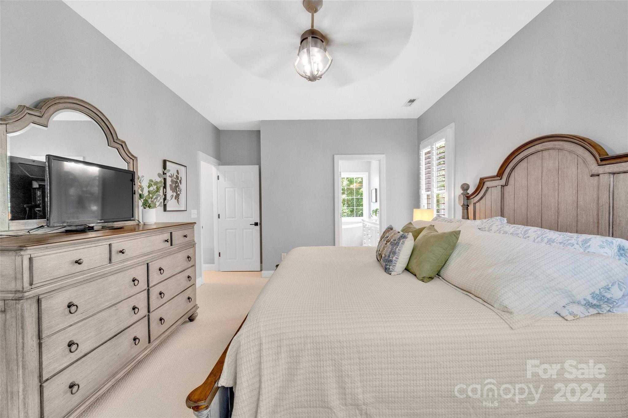 7815 Hollow Oaks Lane