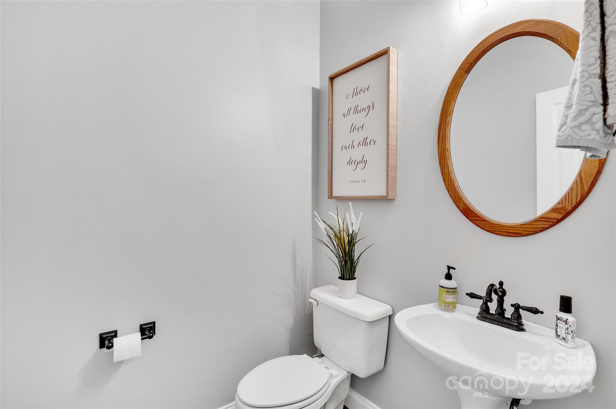 7815 Hollow Oaks Lane