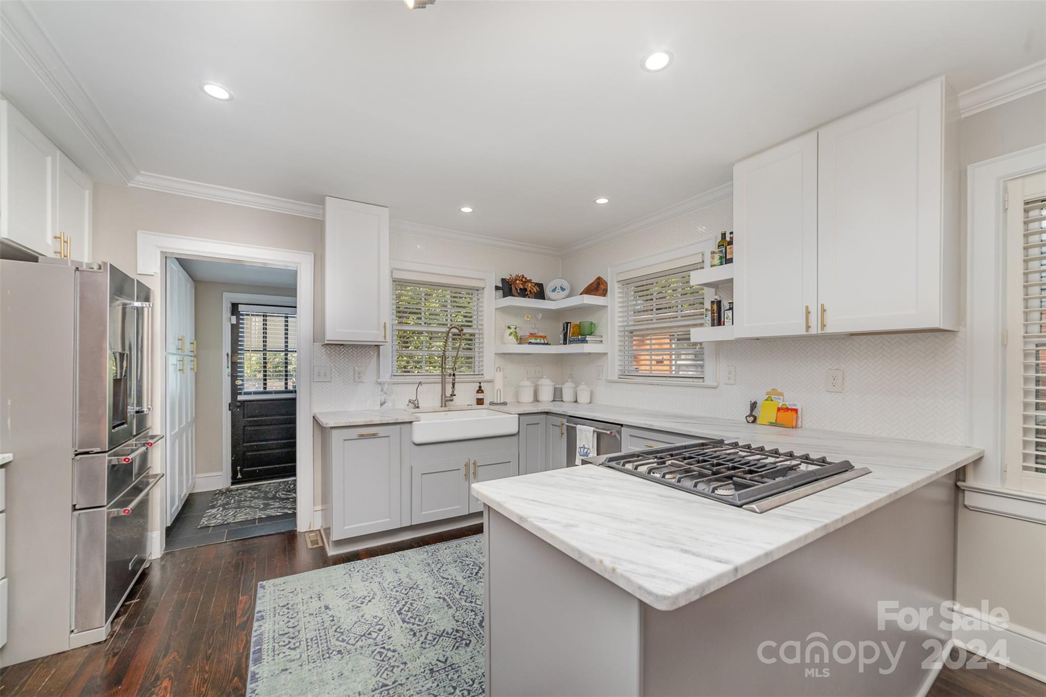 2332 Shenandoah Avenue