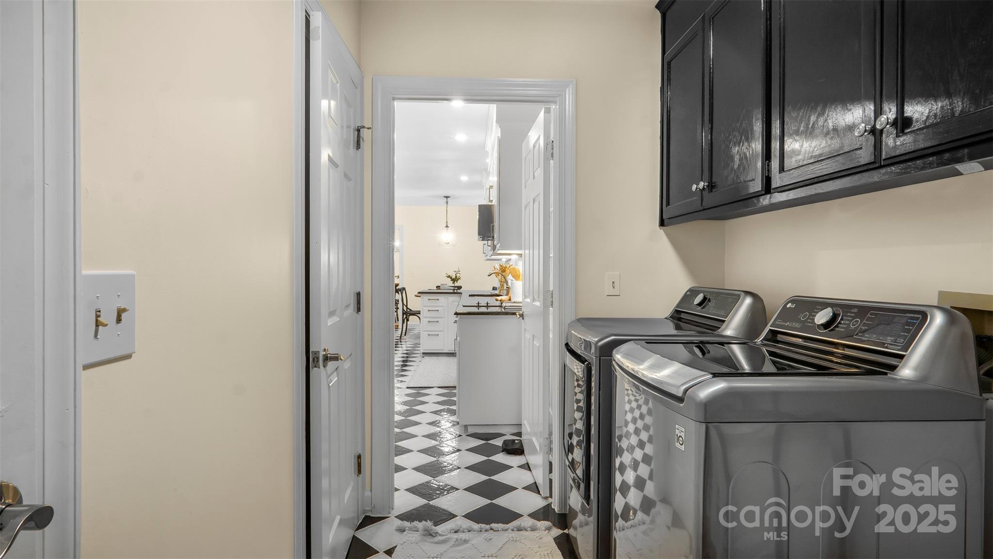 11605 Old Surry Lane