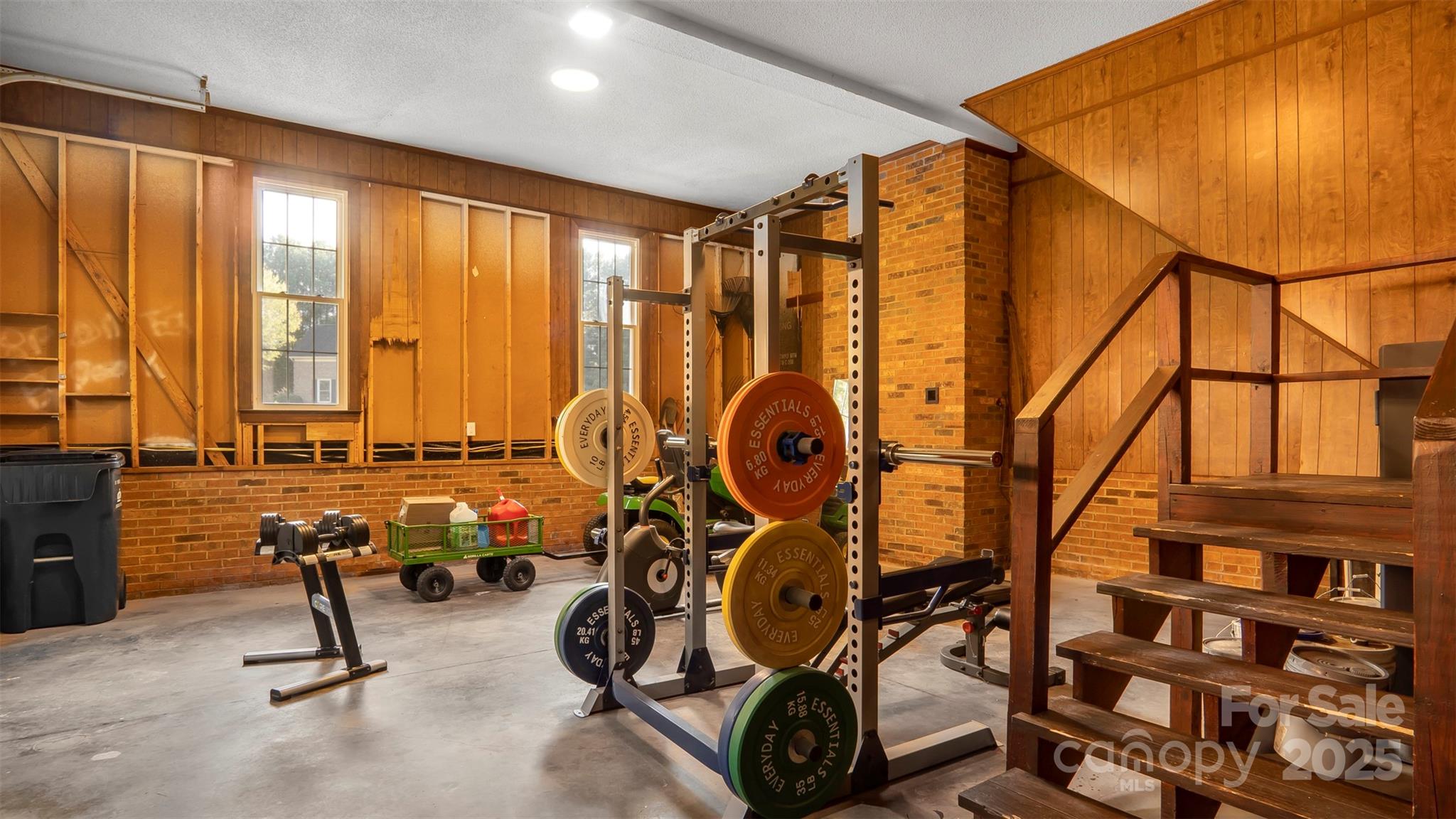 11605 Old Surry Lane