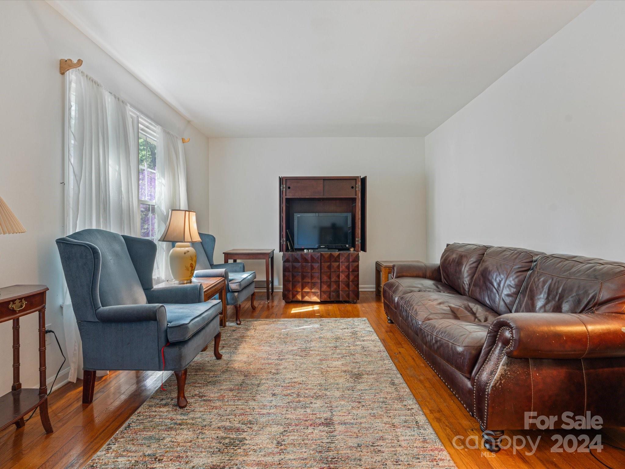 6221 Cross Creek Lane