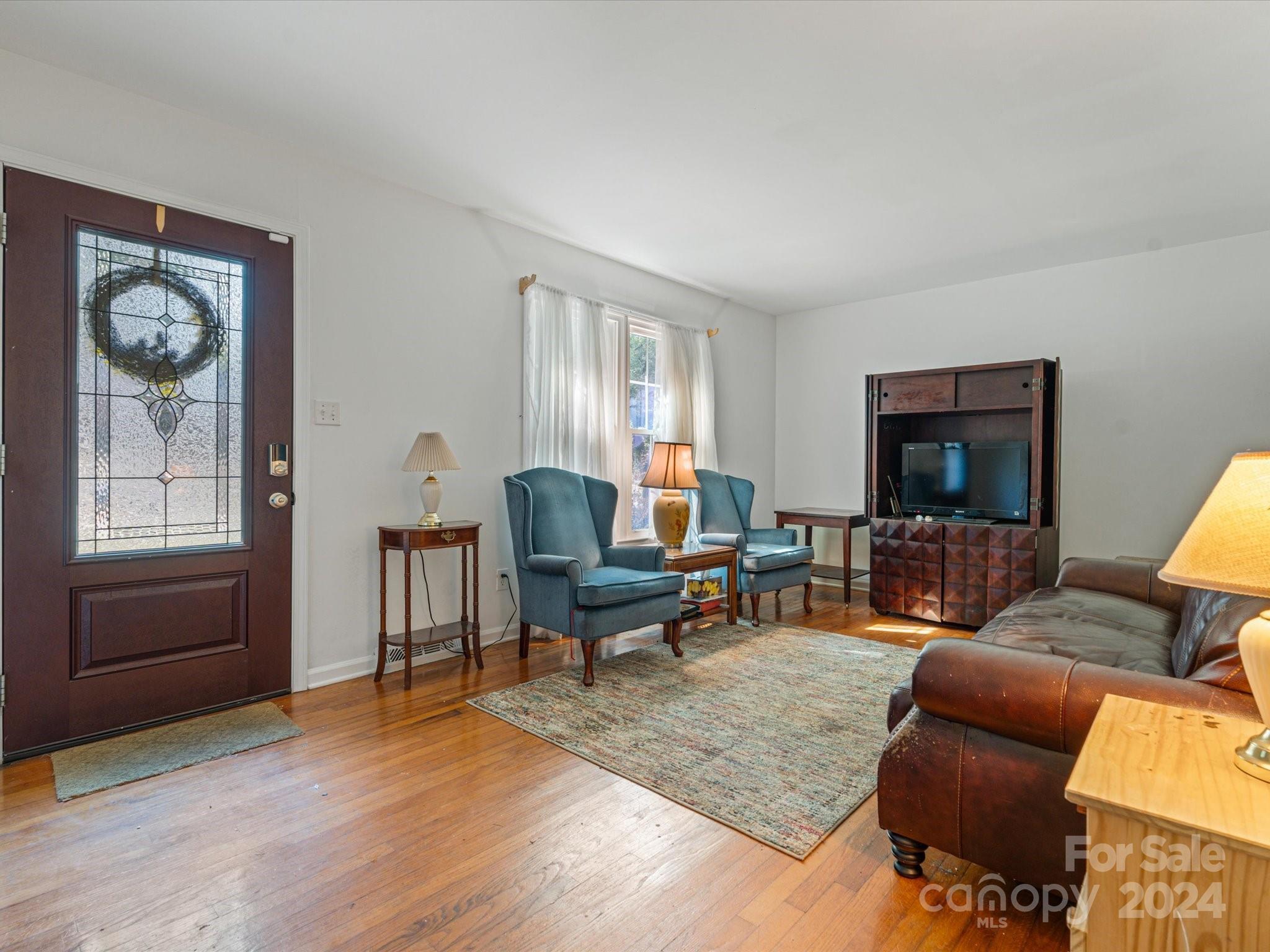 6221 Cross Creek Lane