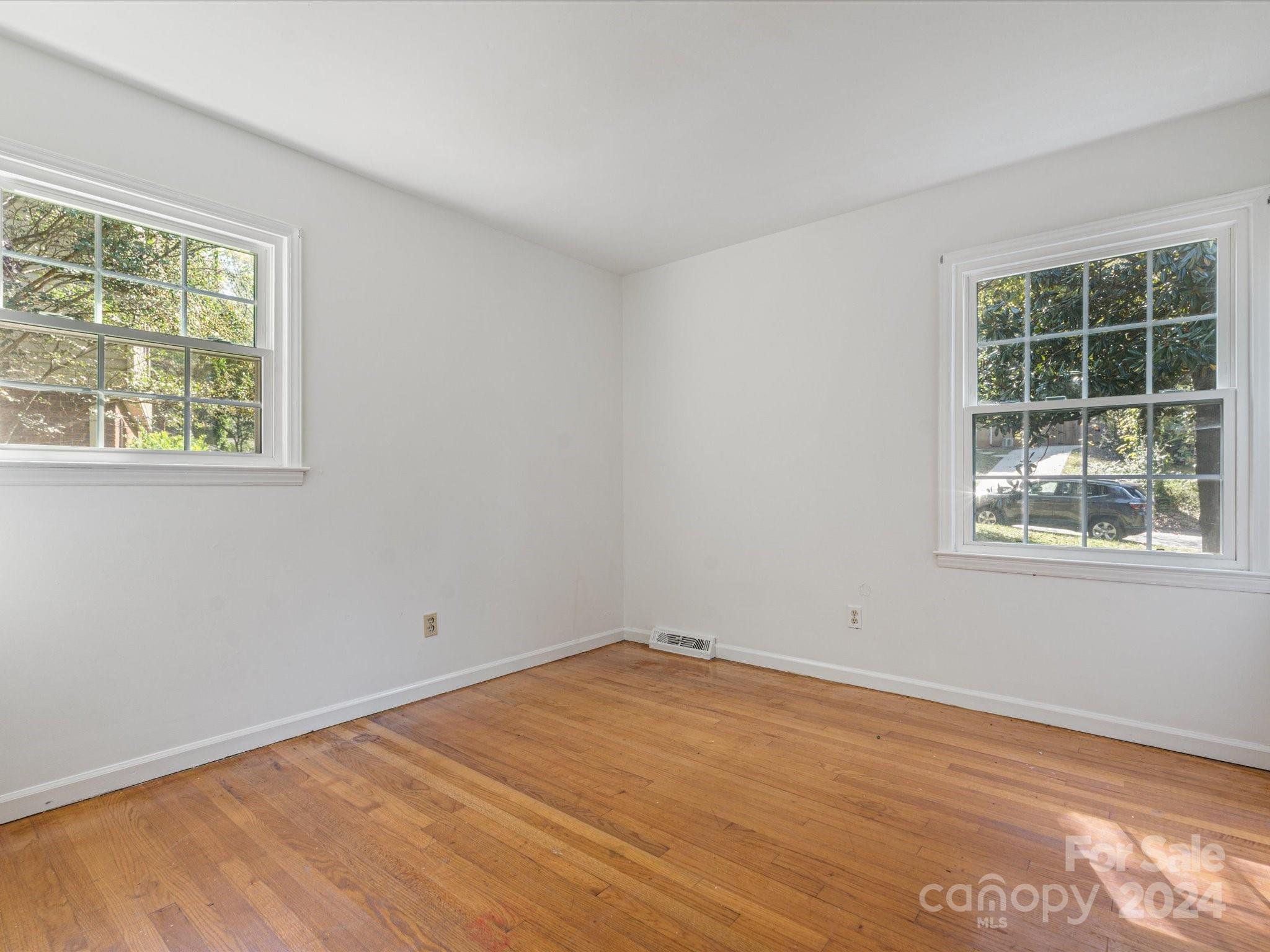 6221 Cross Creek Lane