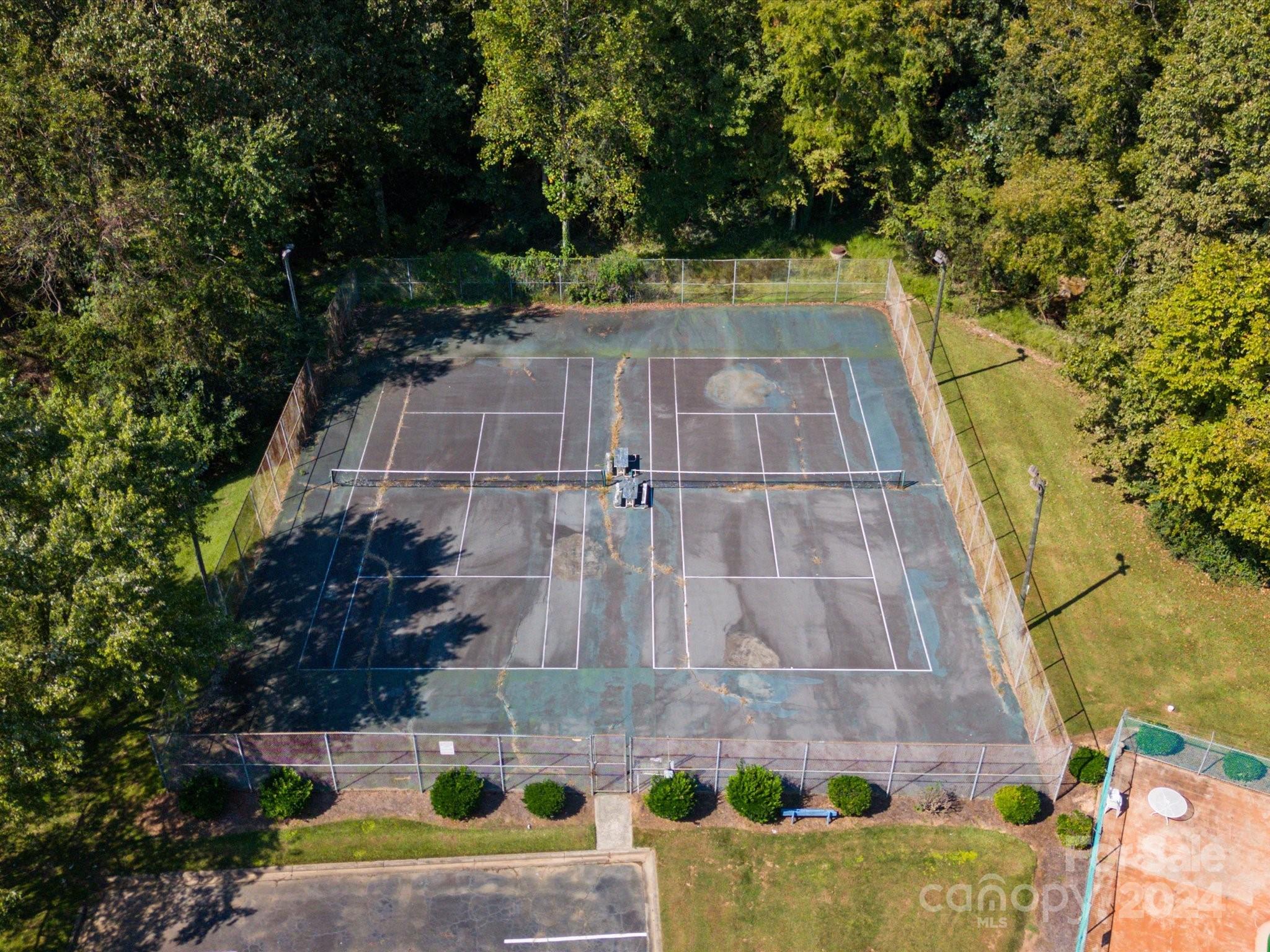 6221 Cross Creek Lane