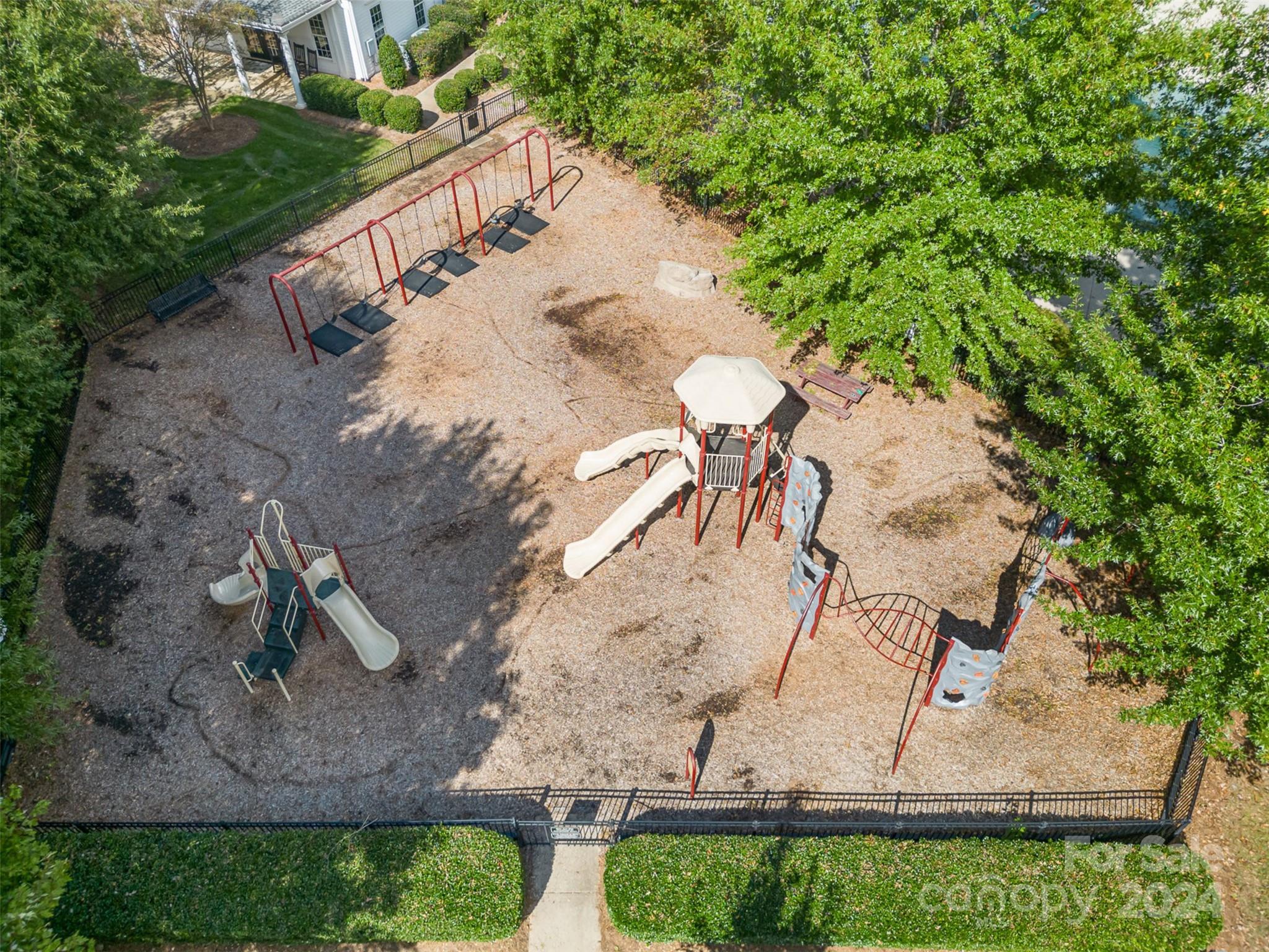 5324 Maddox Court
