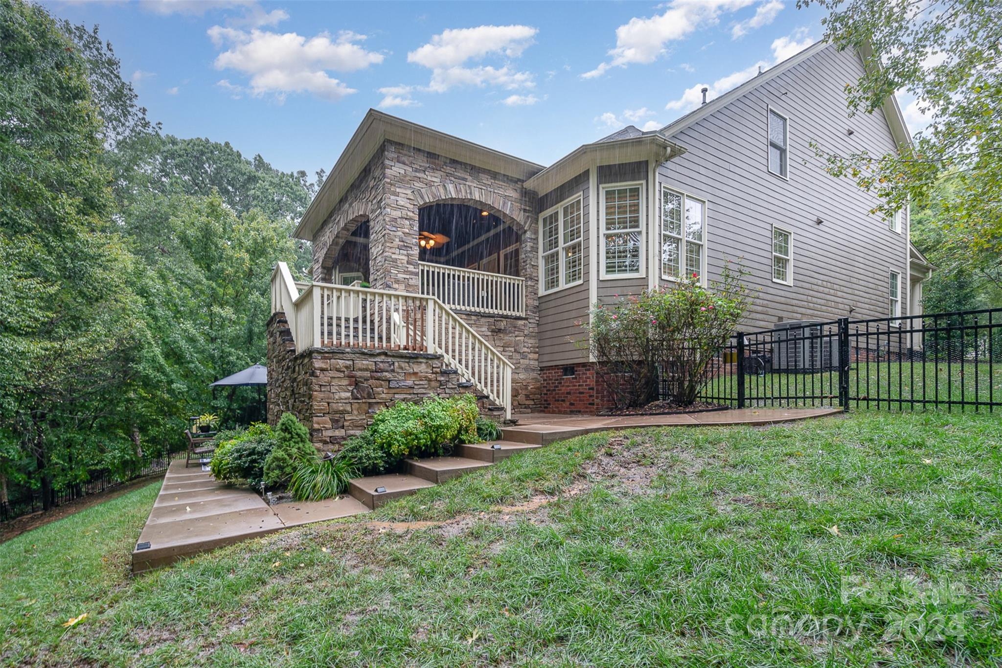 5324 Maddox Court