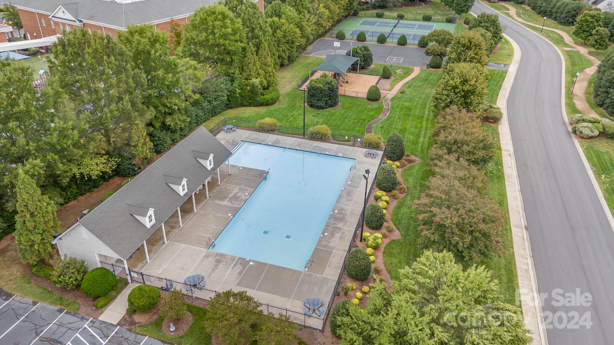 4753 Turnridge Court NW