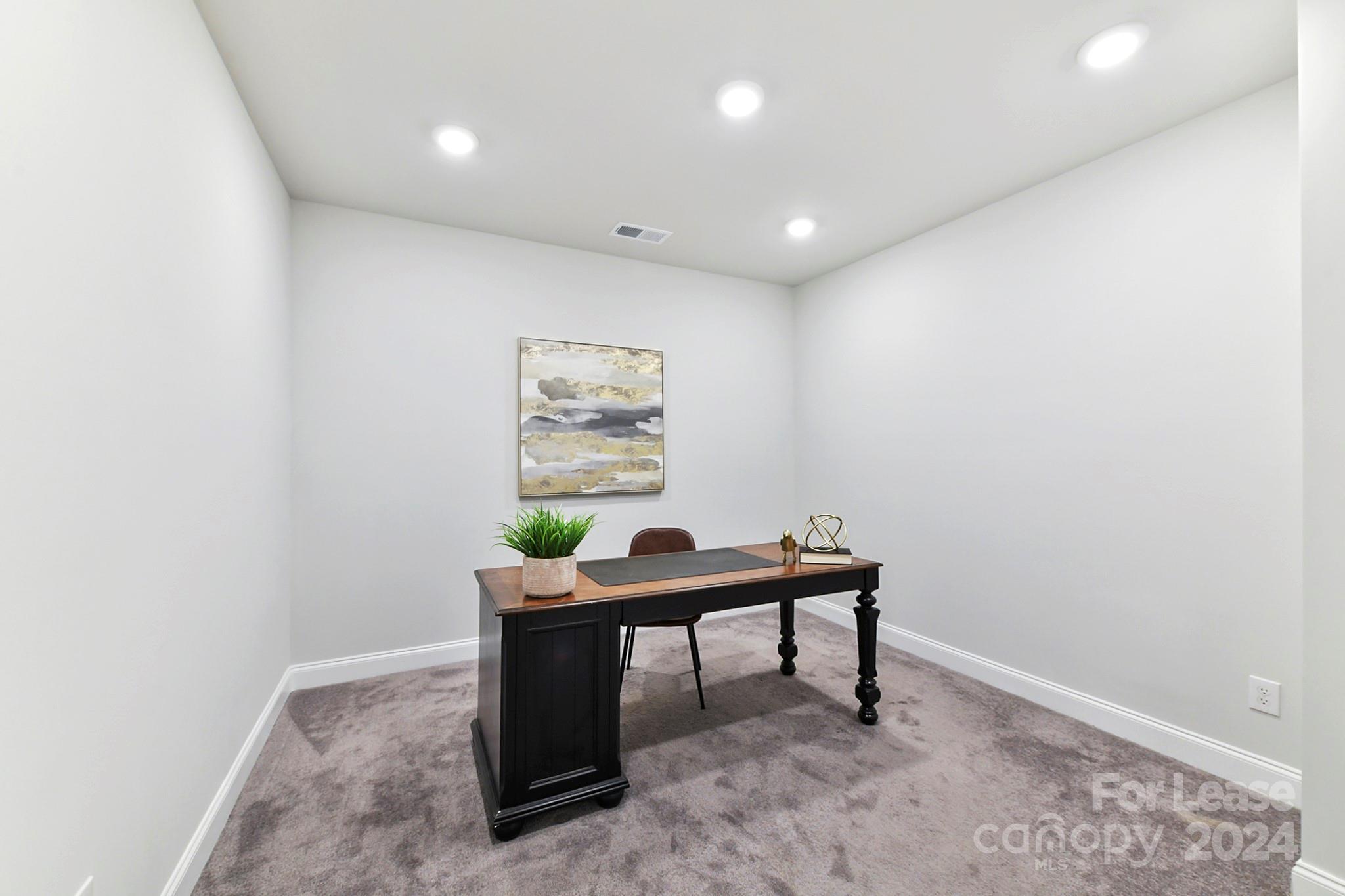 499 Hickory View Drive