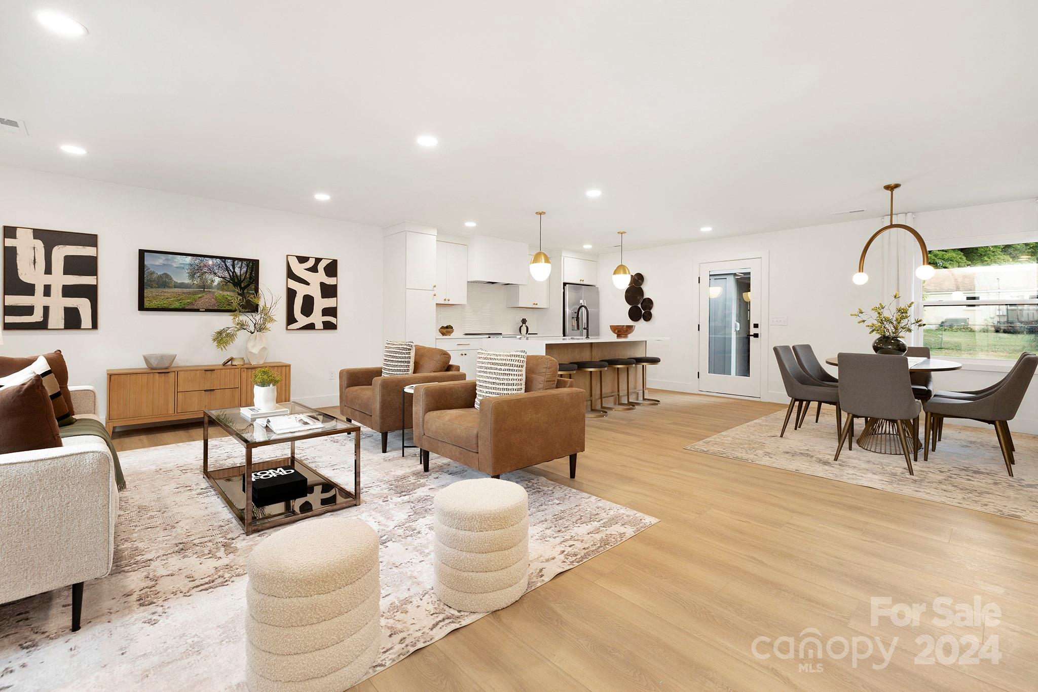 3927 Sheridan Drive