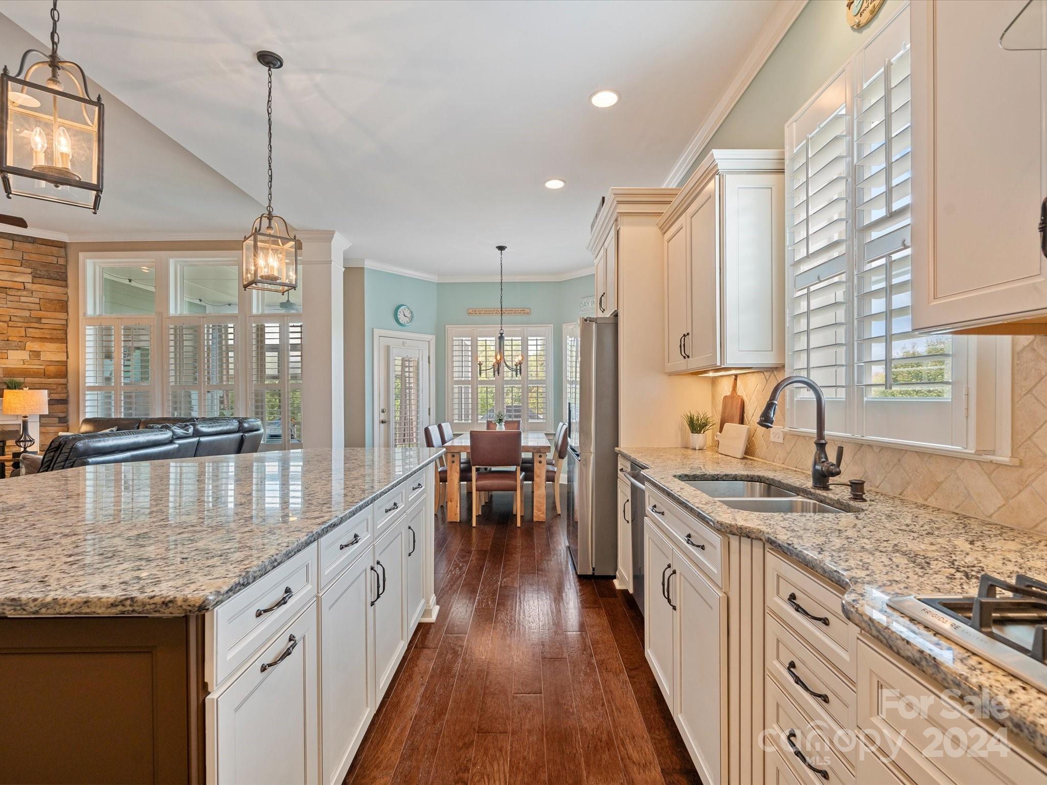 1263 Kings Bottom Drive