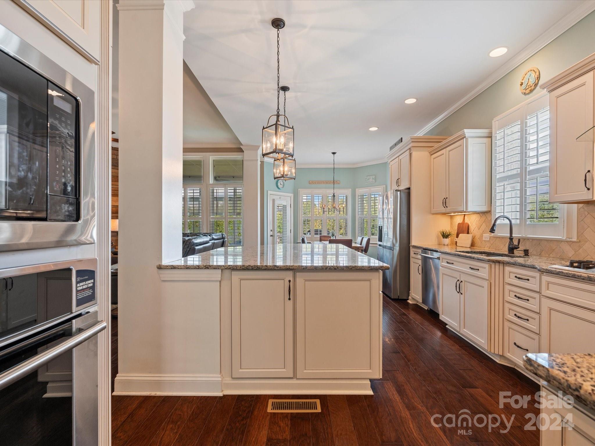 1263 Kings Bottom Drive