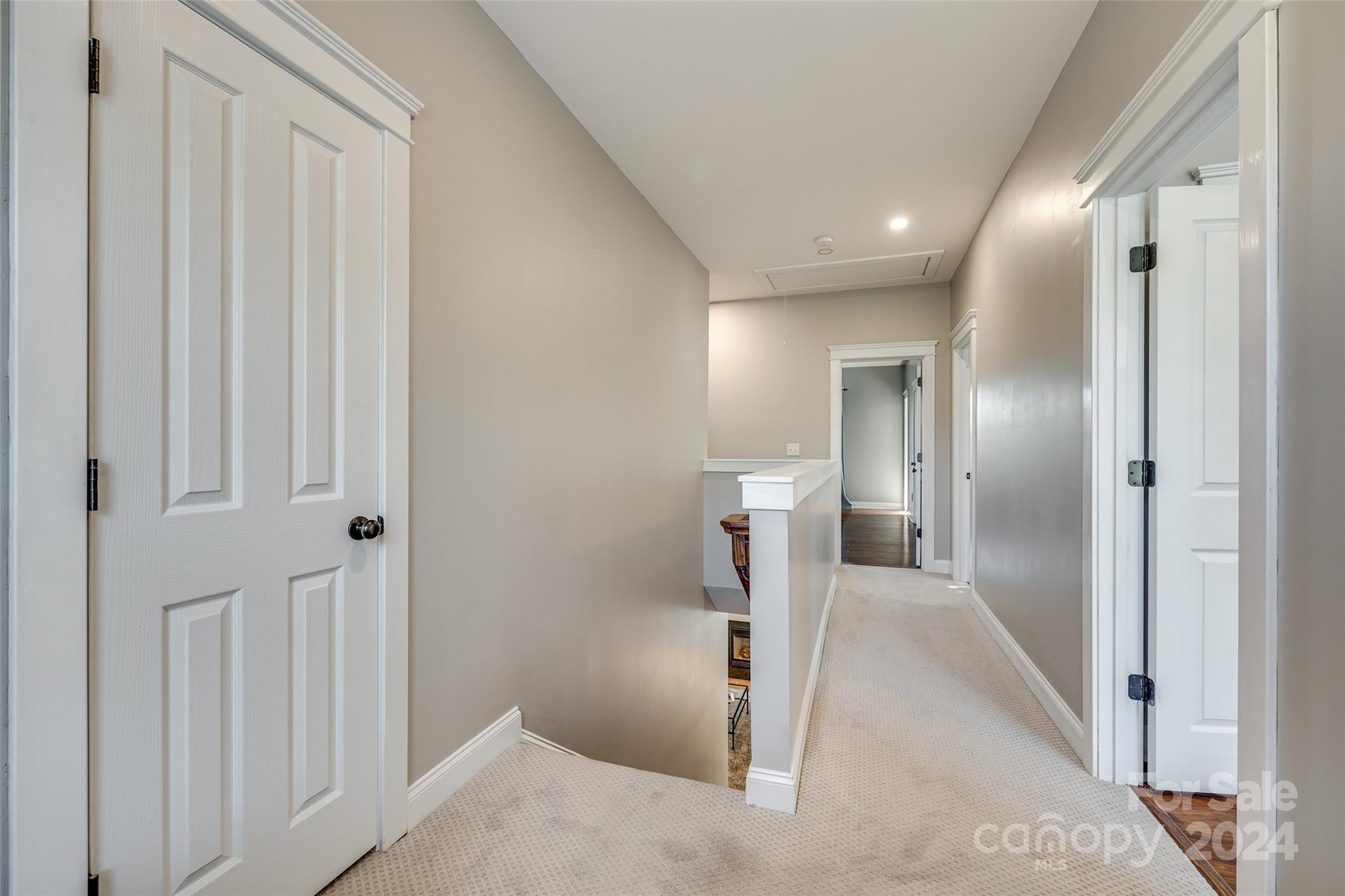 1722 Lakeland Trail Drive