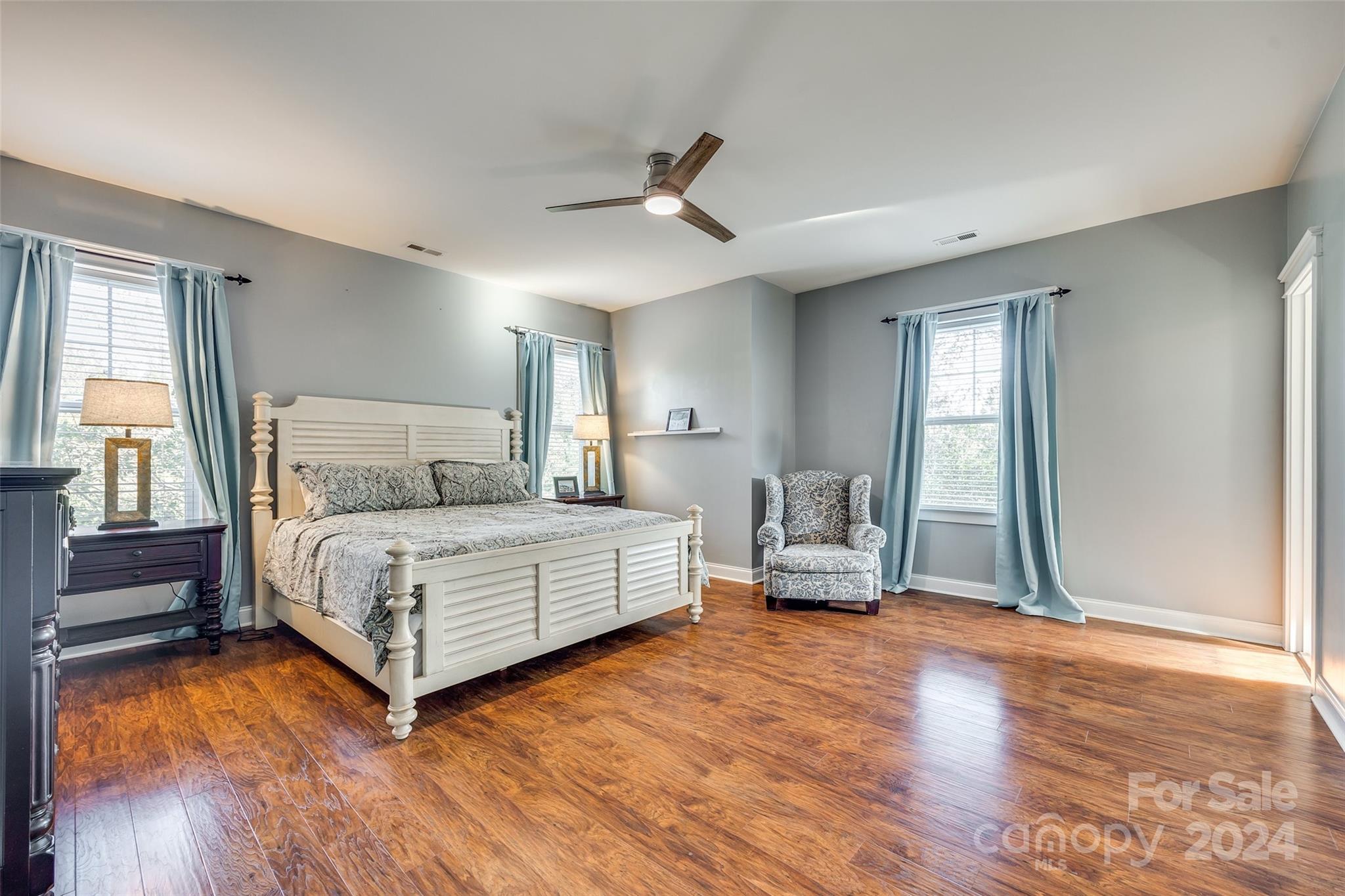 1722 Lakeland Trail Drive