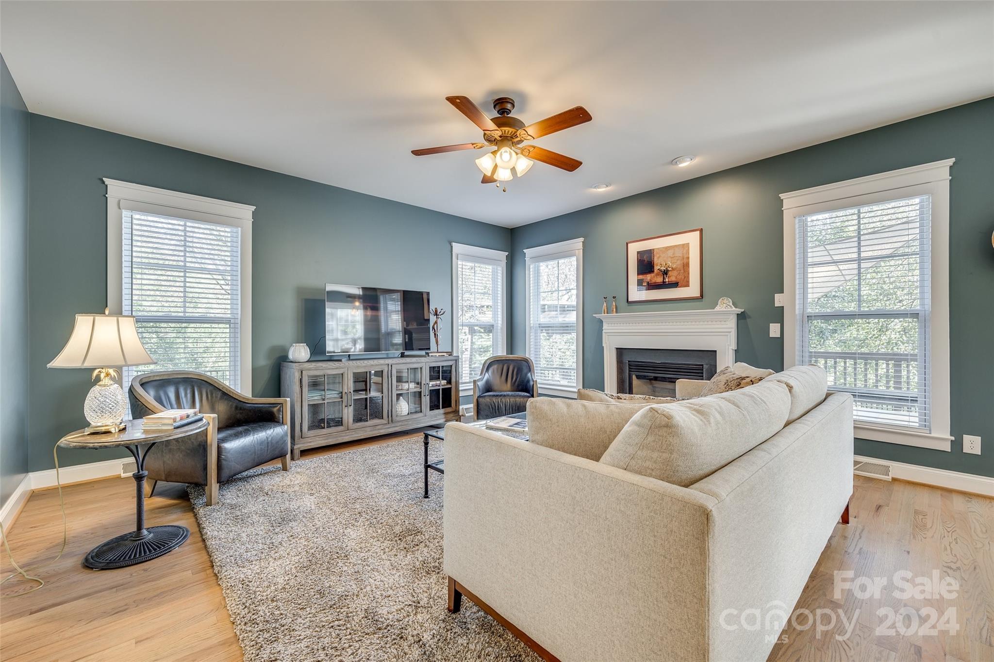 1722 Lakeland Trail Drive