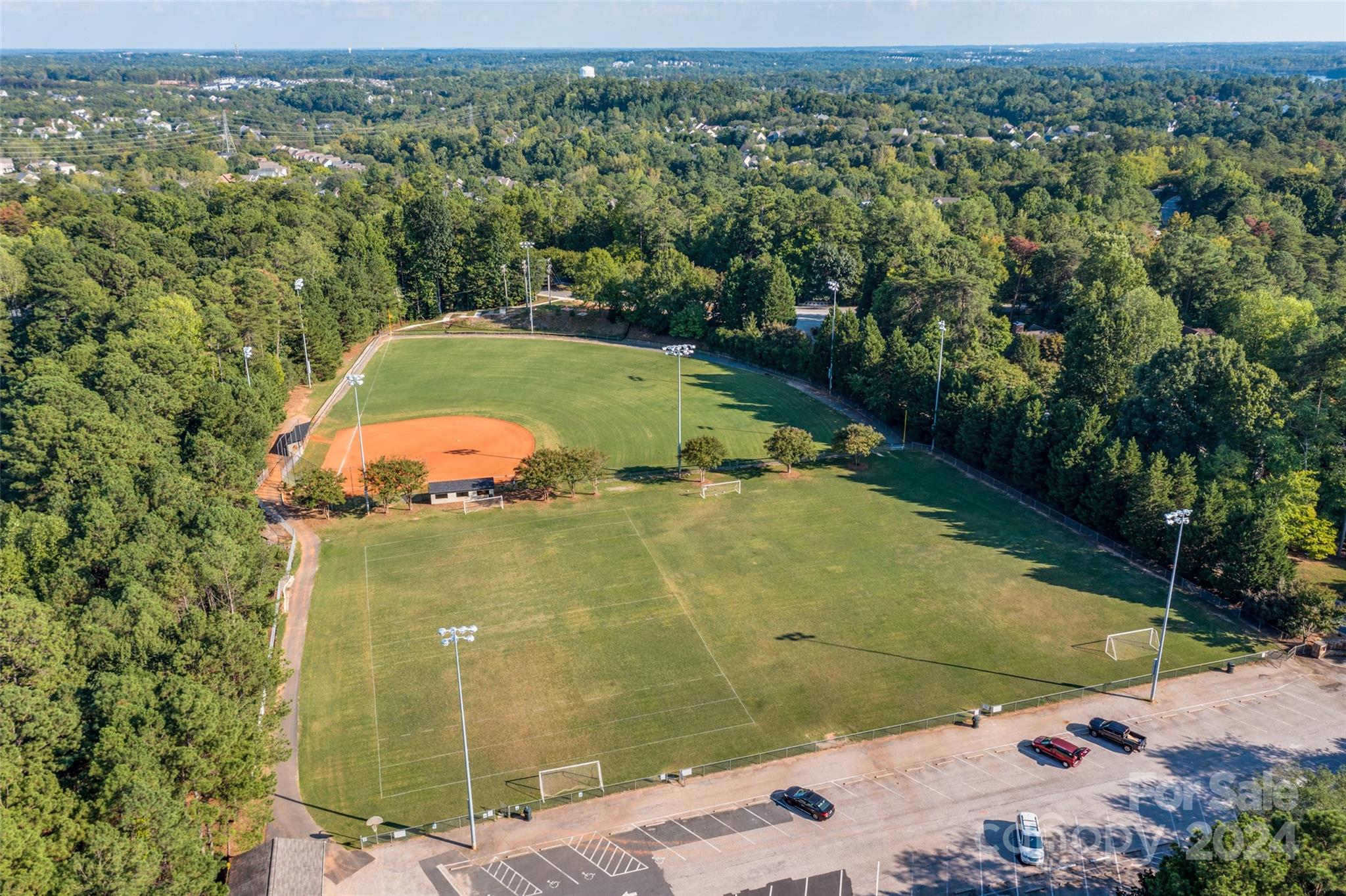 1722 Lakeland Trail Drive