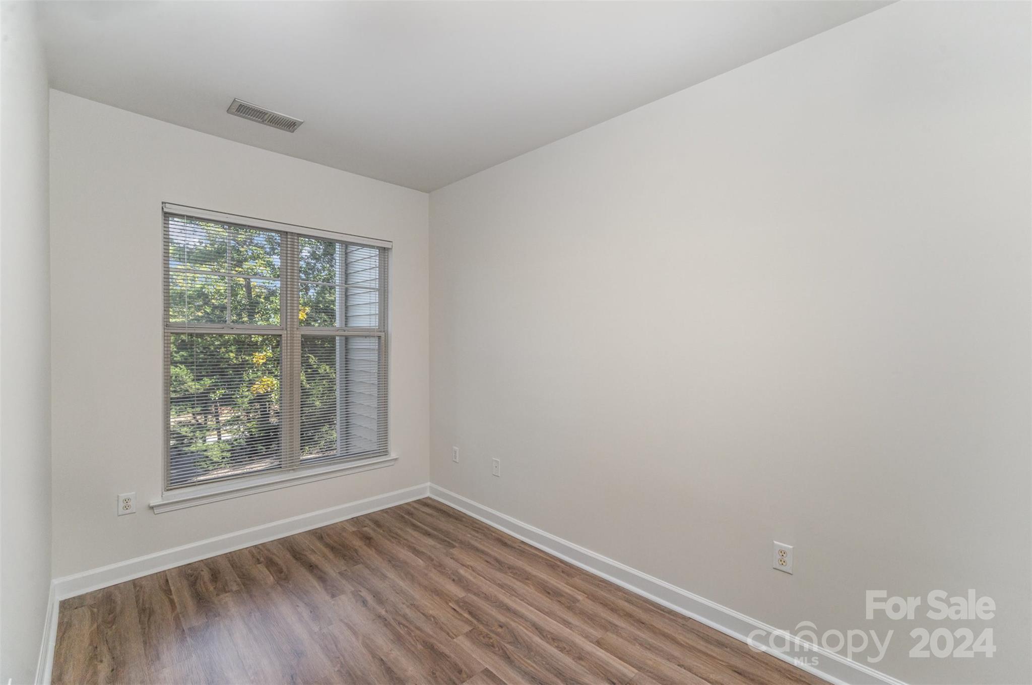 11273 Hyde Pointe Court