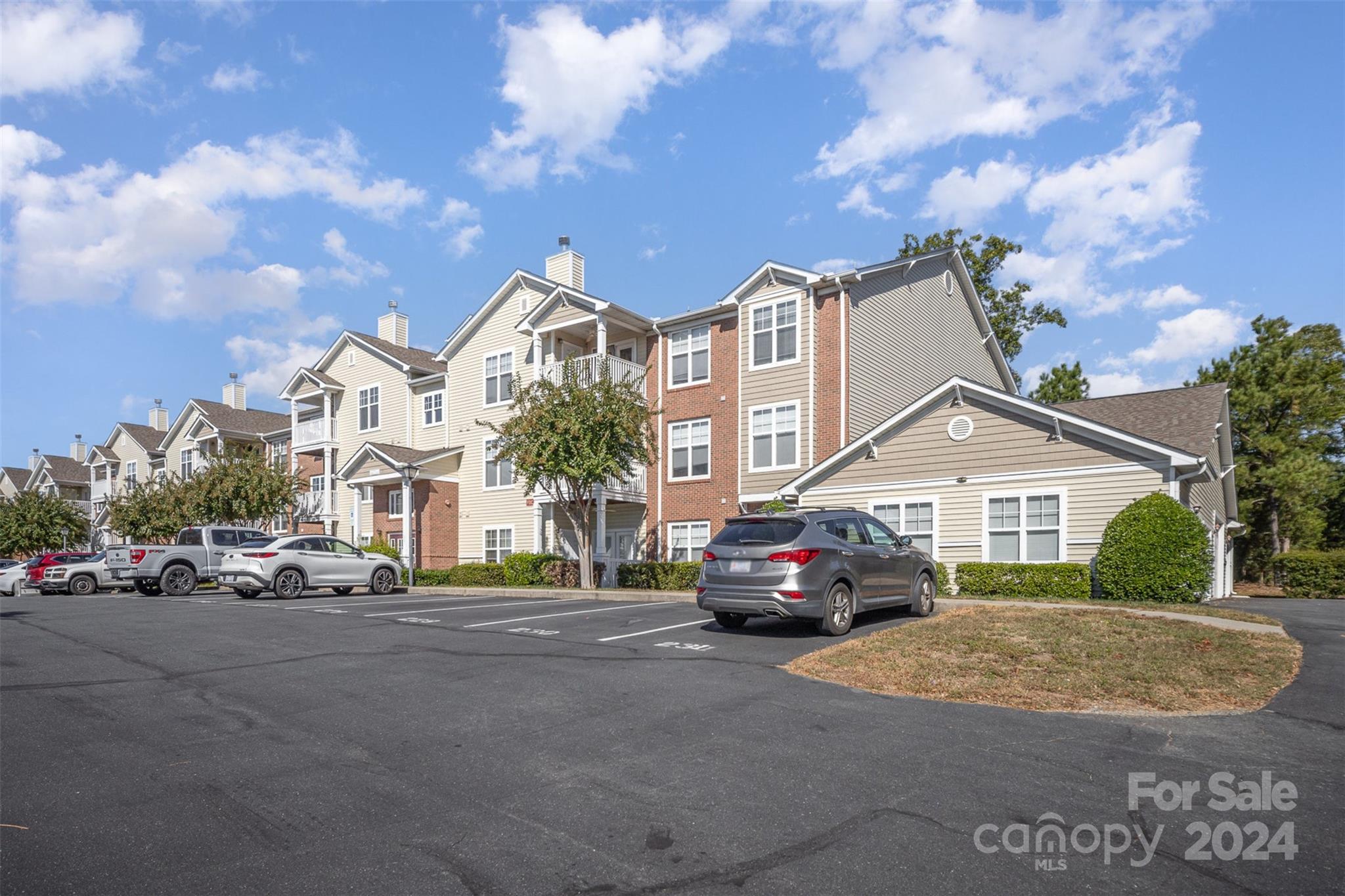 11273 Hyde Pointe Court