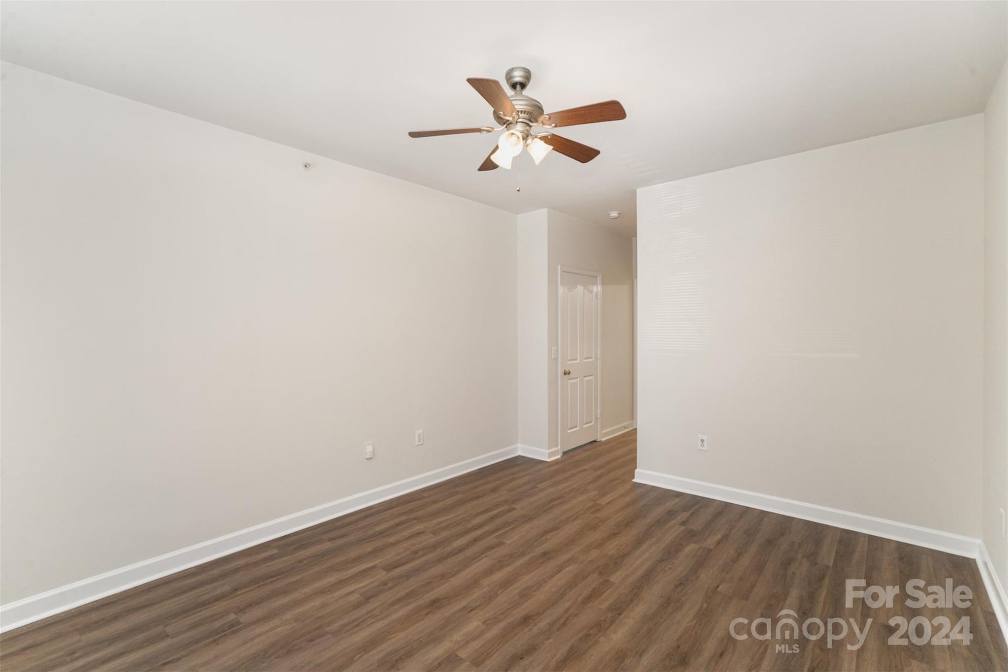 11273 Hyde Pointe Court