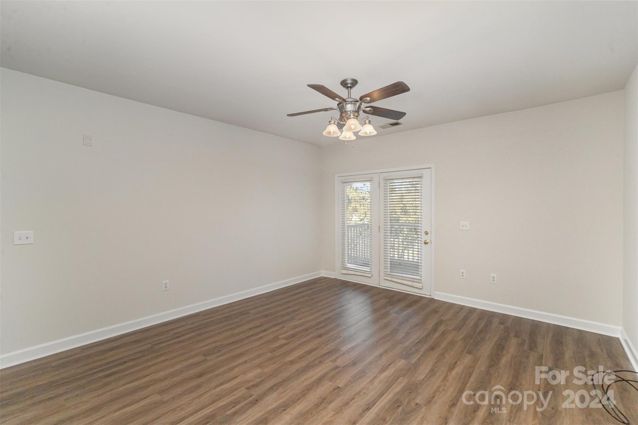 11273 Hyde Pointe Court