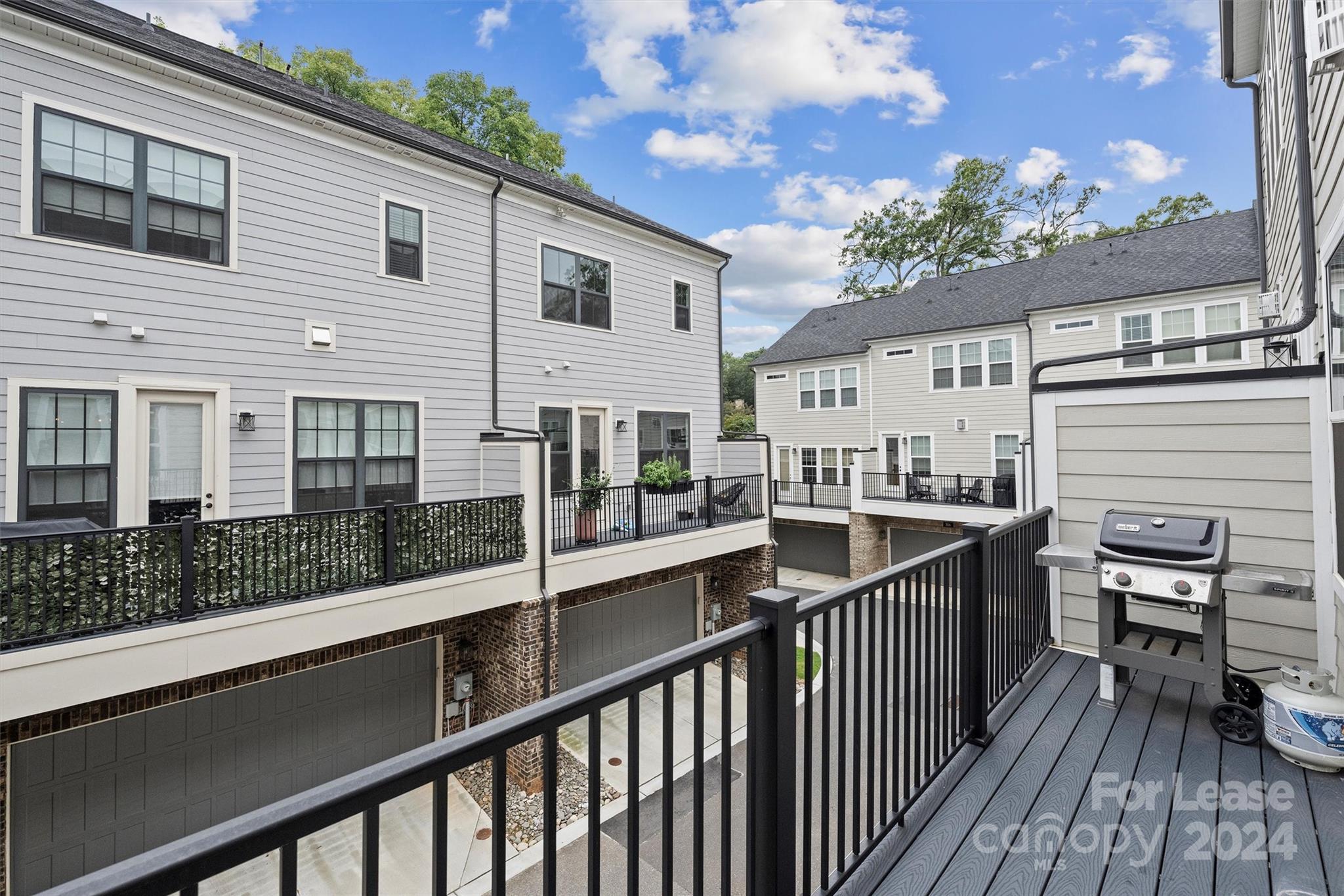 5038 Harrowsmith Lane