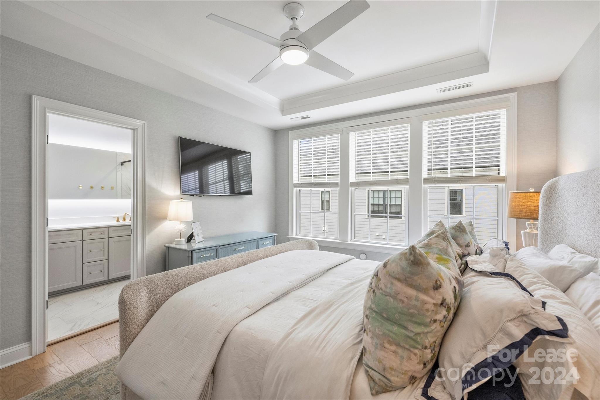 5038 Harrowsmith Lane