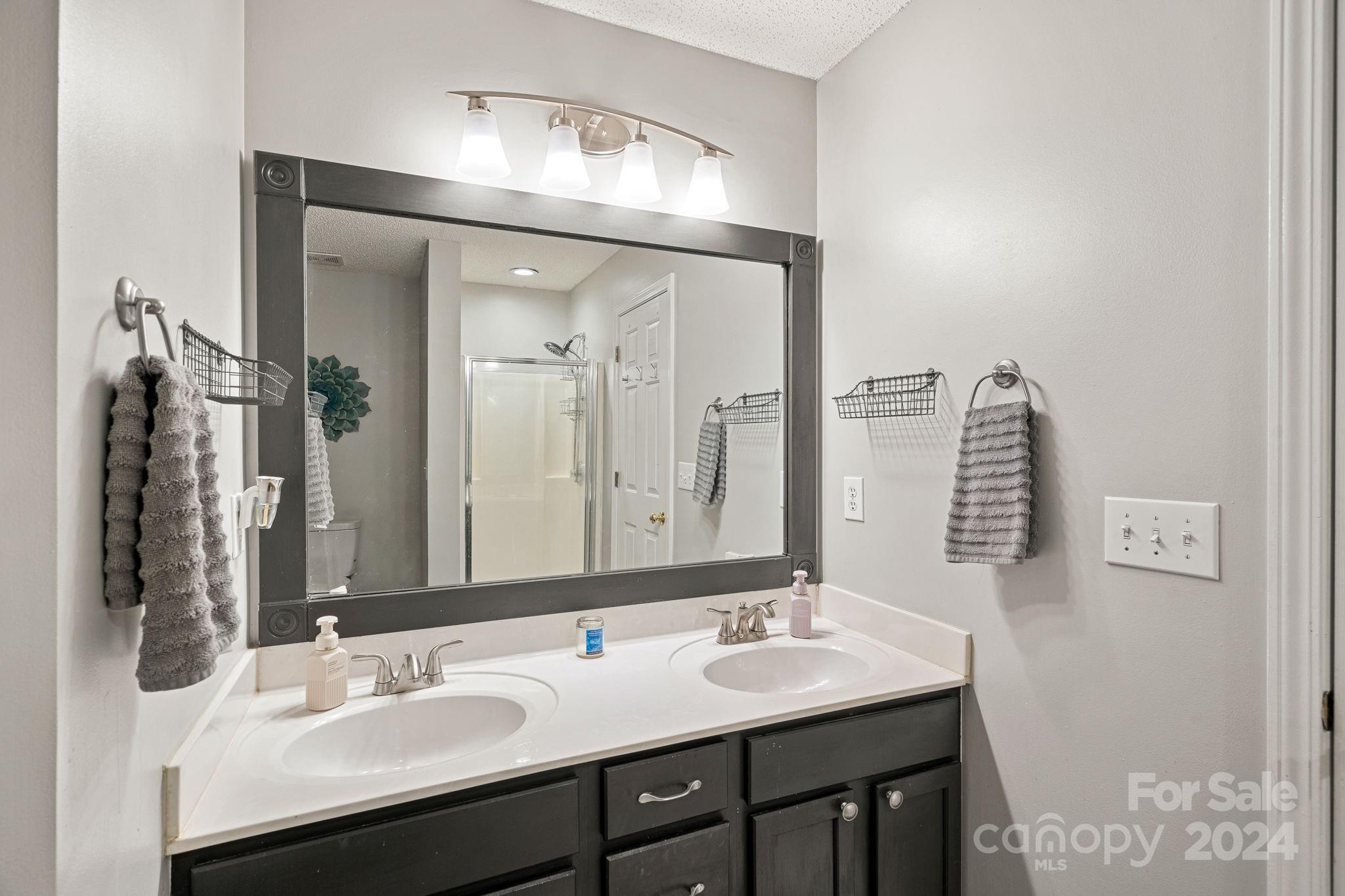 10534 Wilson Glen Drive