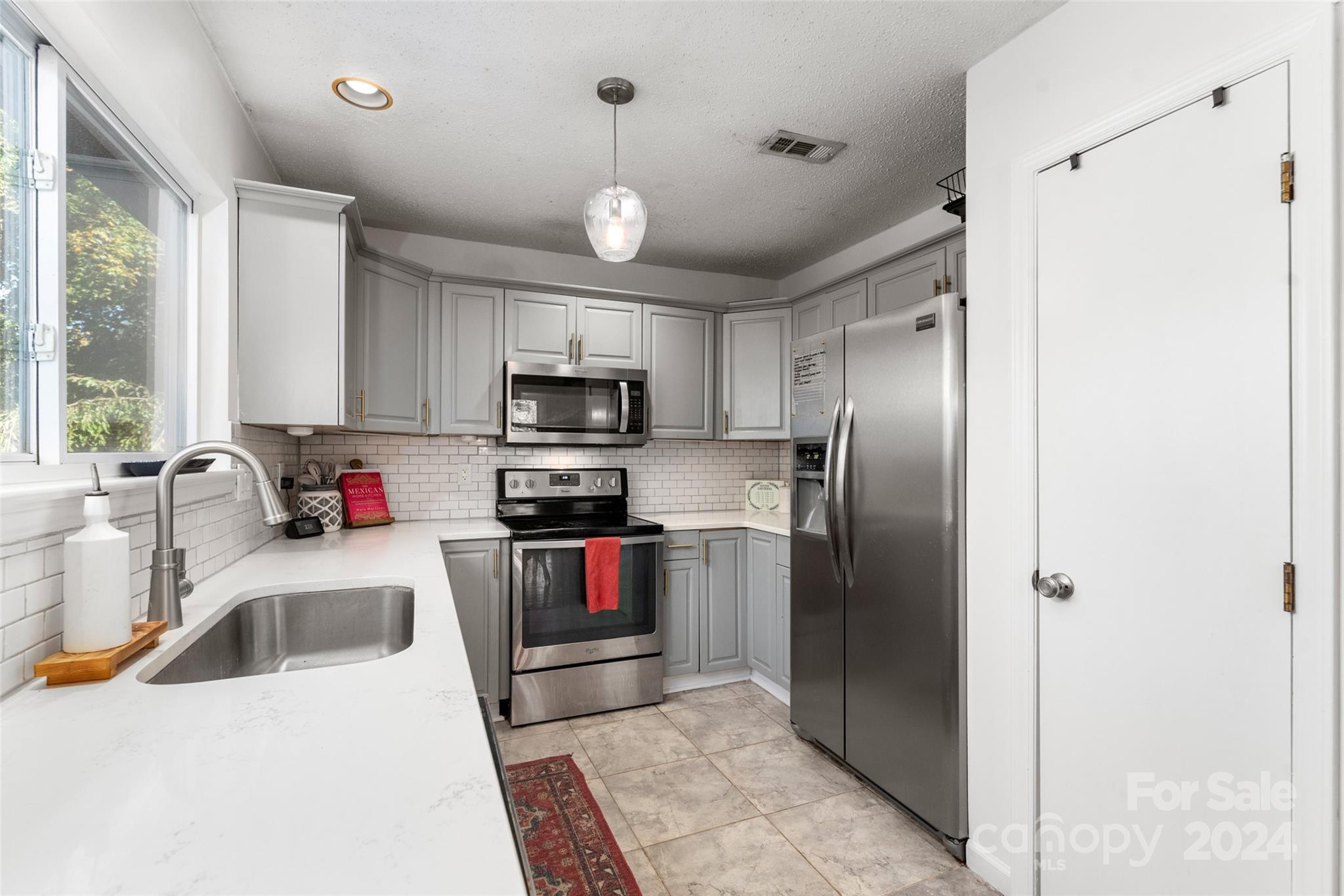 6600 Danbrooke Park Drive