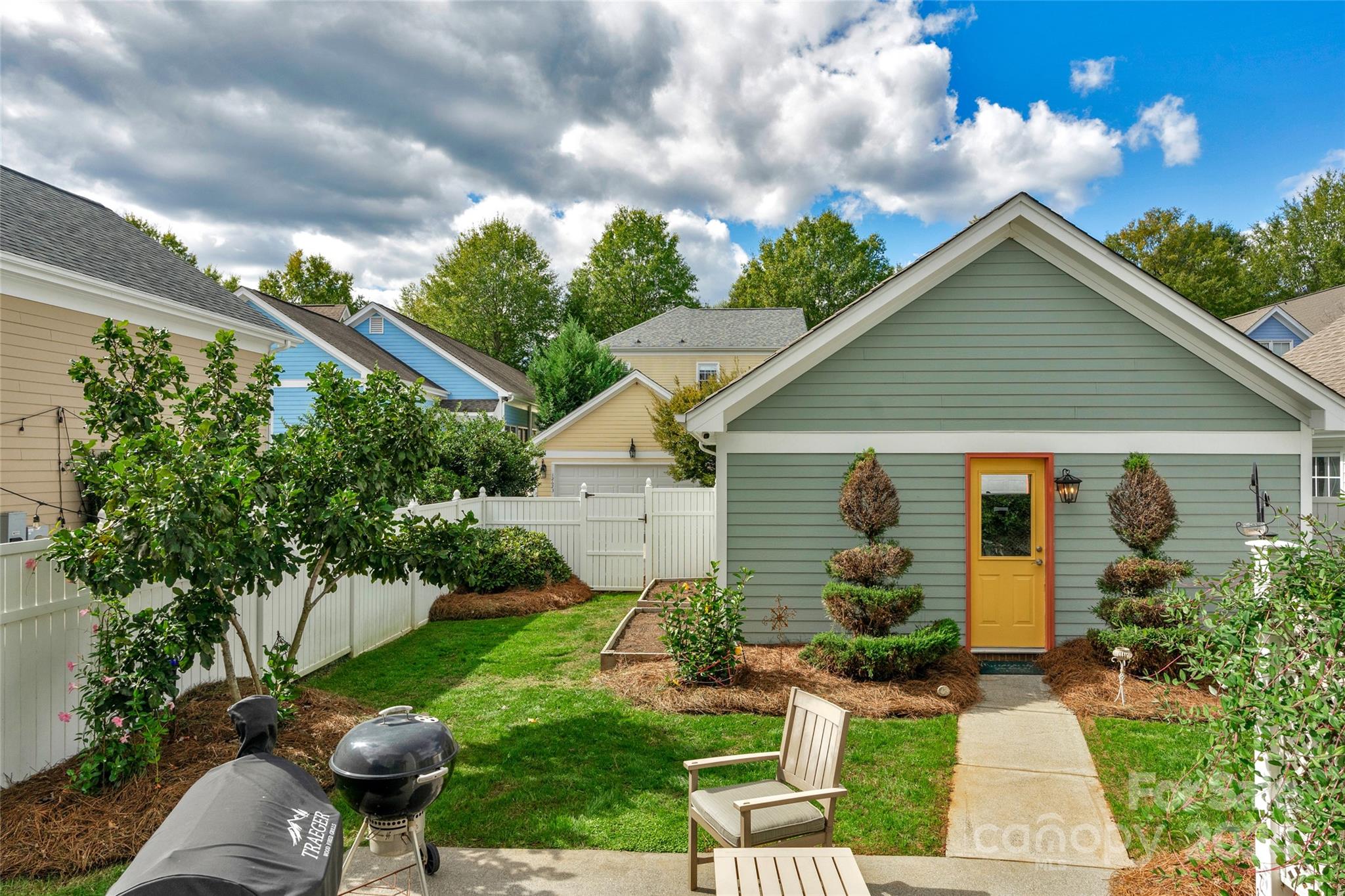 9636 Alma Blount Boulevard