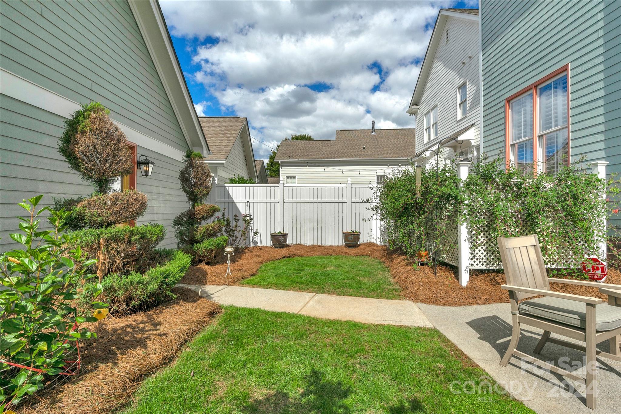 9636 Alma Blount Boulevard