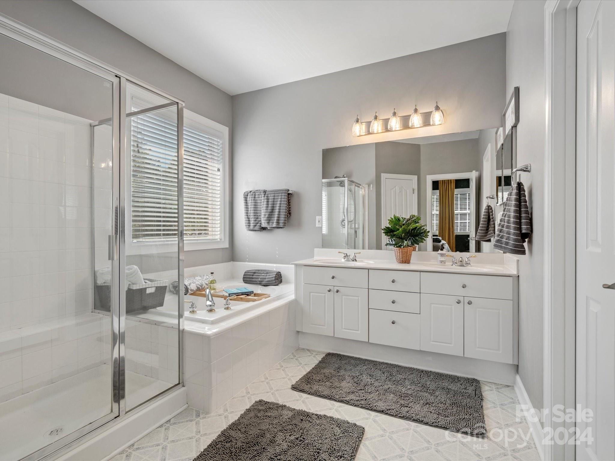 11118 Fountaingrove Drive